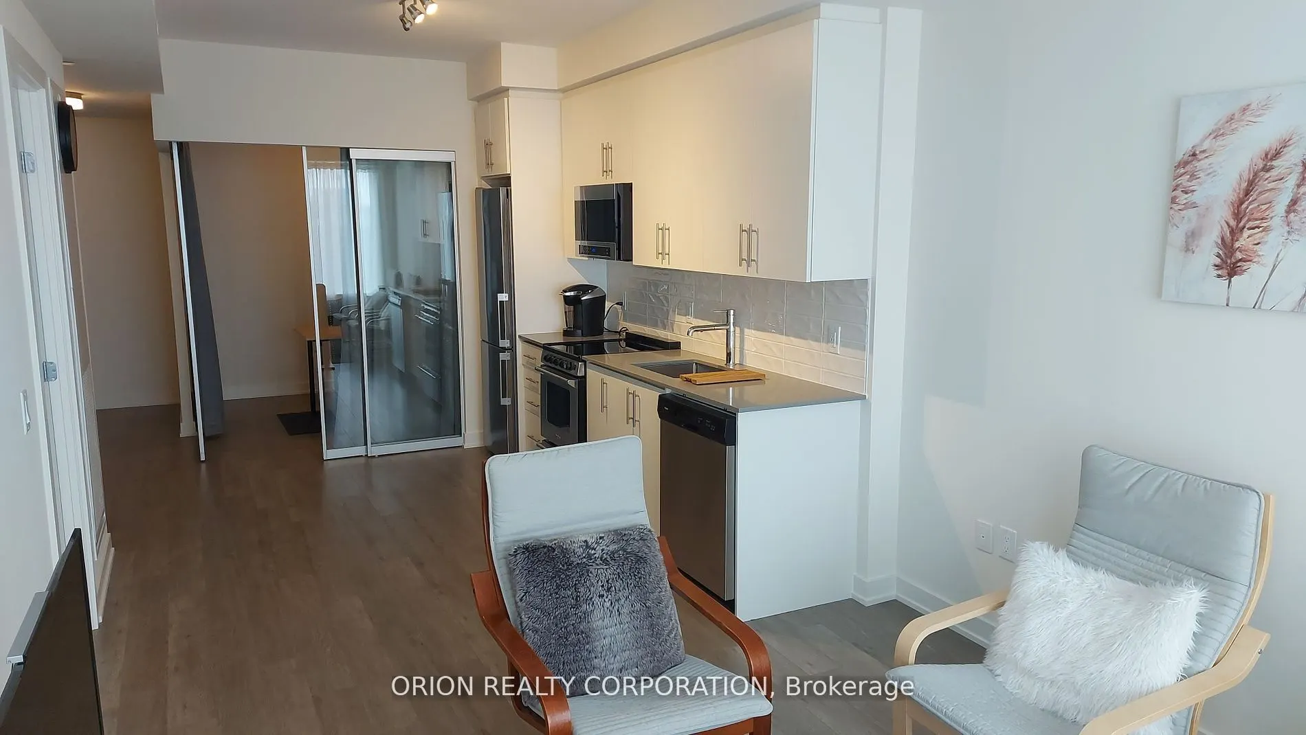 212 King William Street, #601
