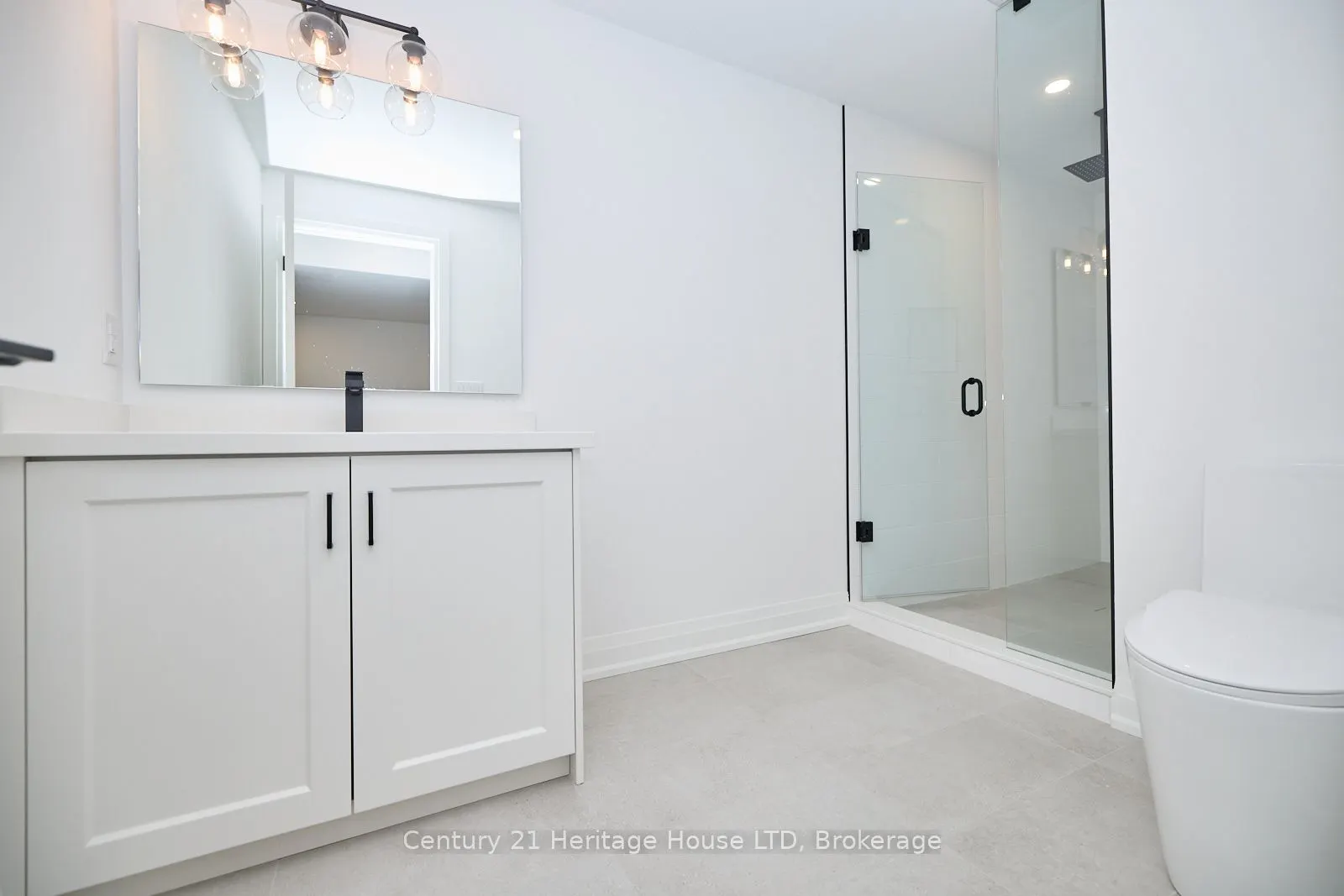 42 Aquadale Drive
