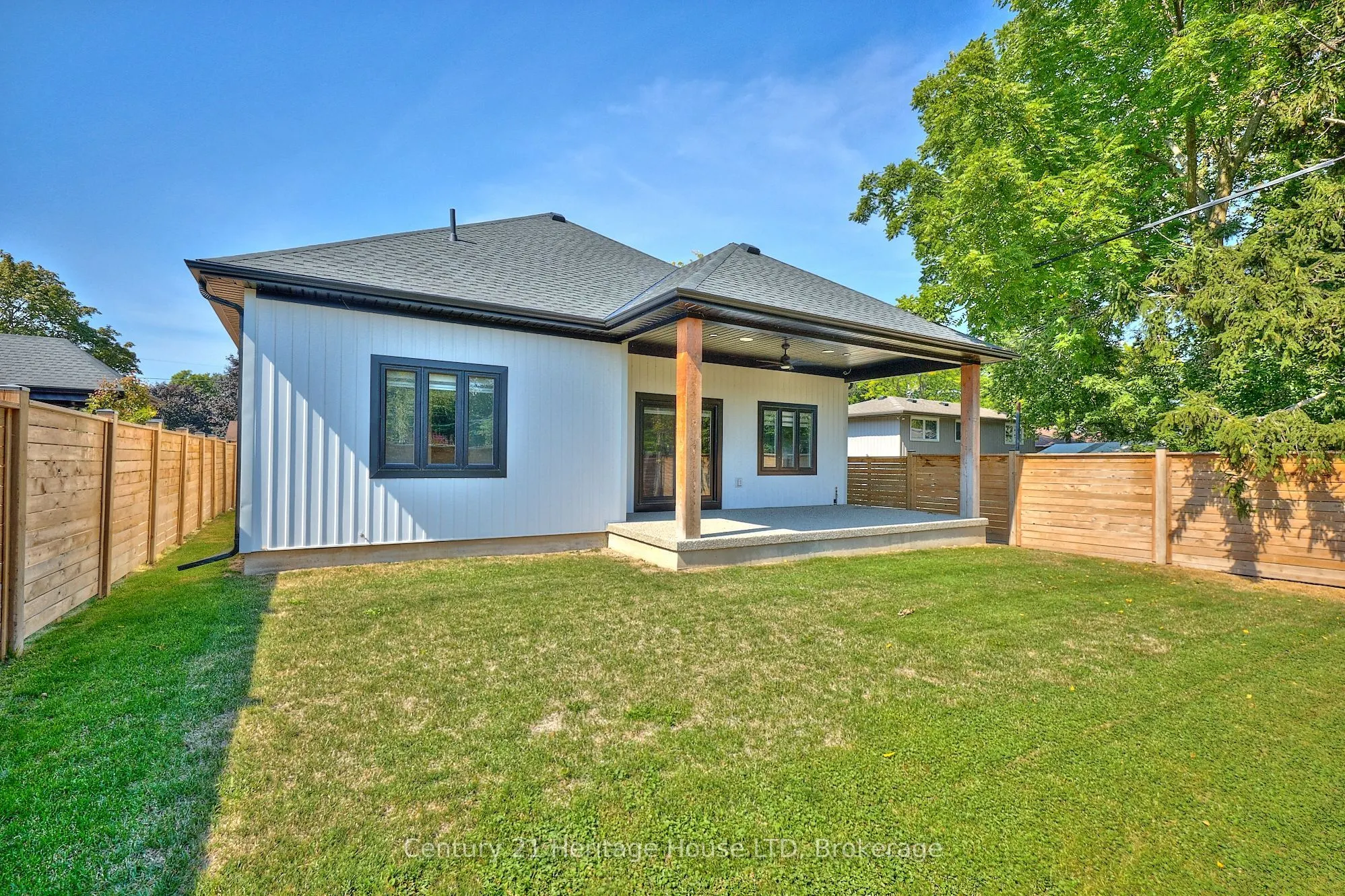 42 Aquadale Drive