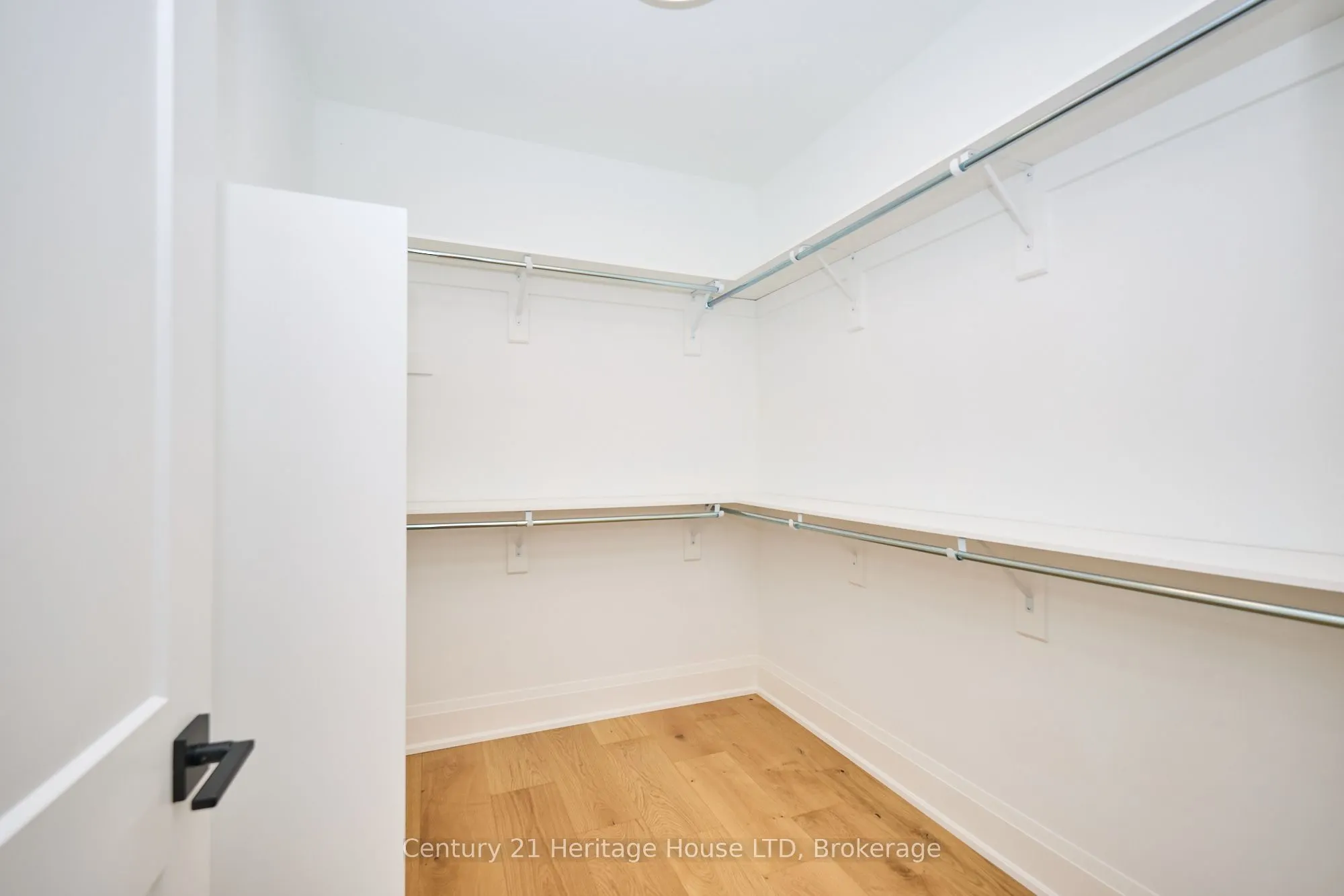 42 Aquadale Drive
