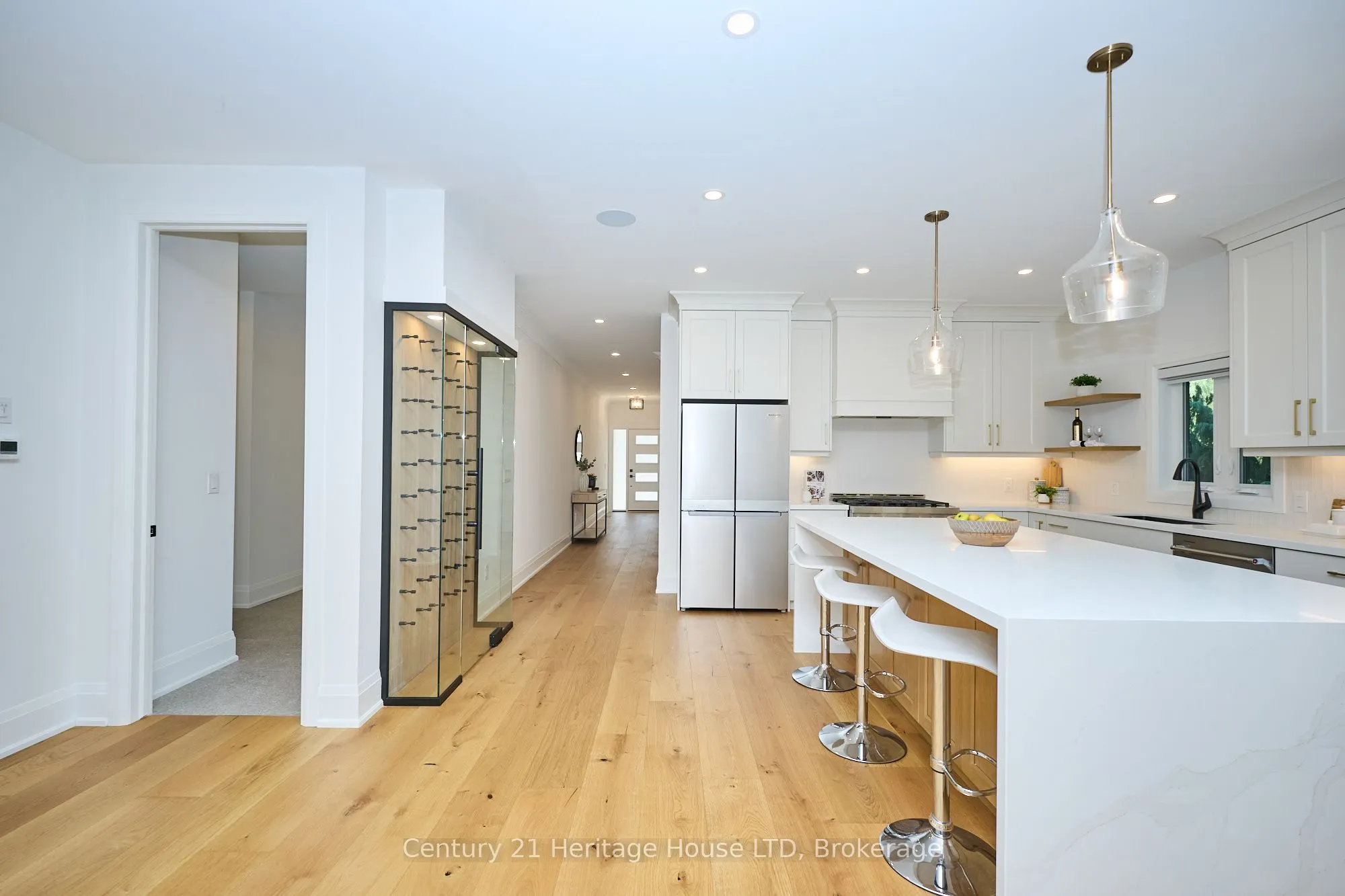 42 Aquadale Drive