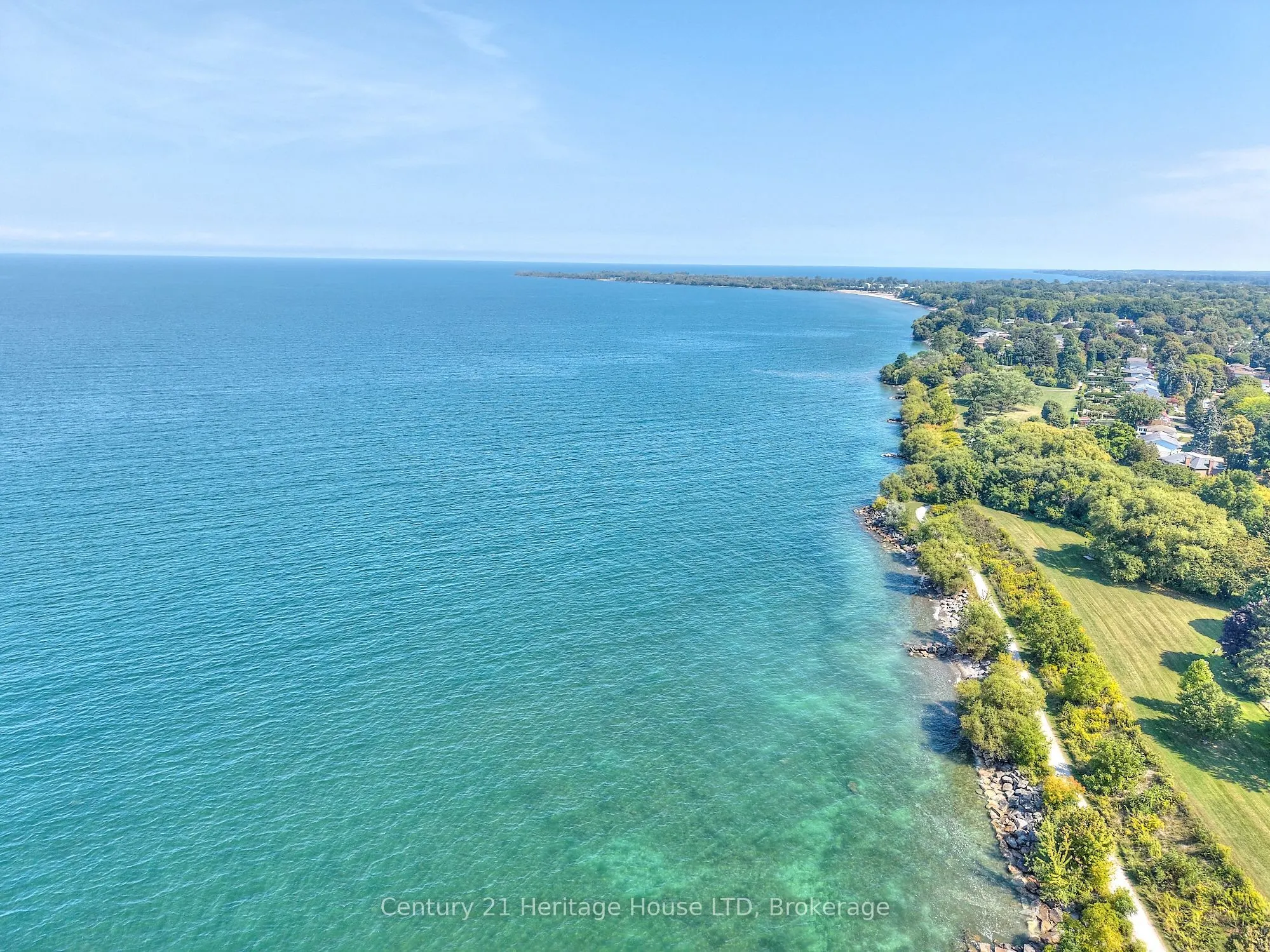 42 Aquadale Drive