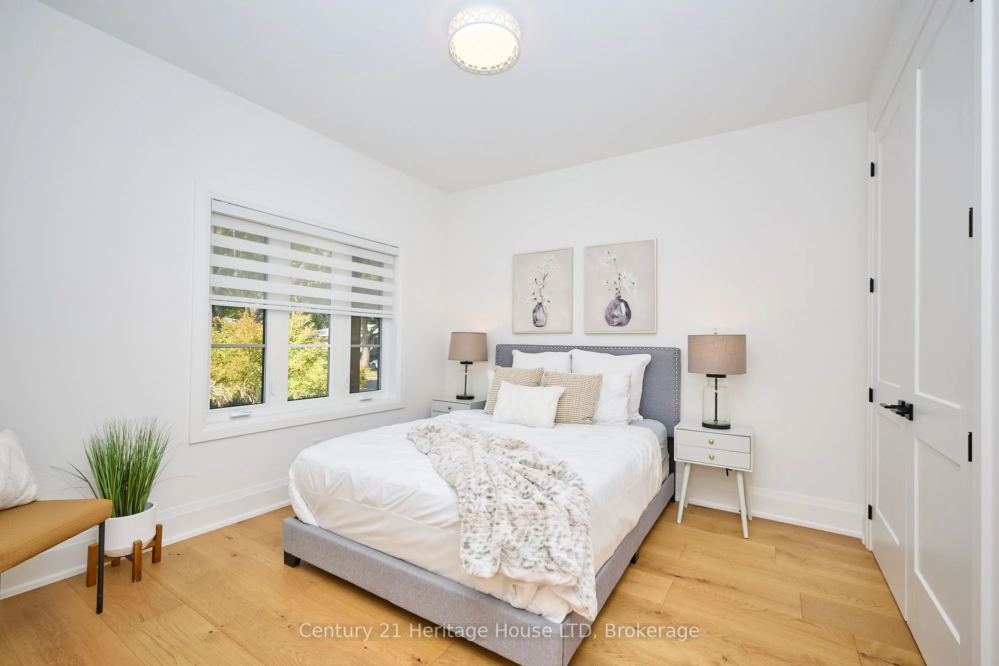 42 Aquadale Drive