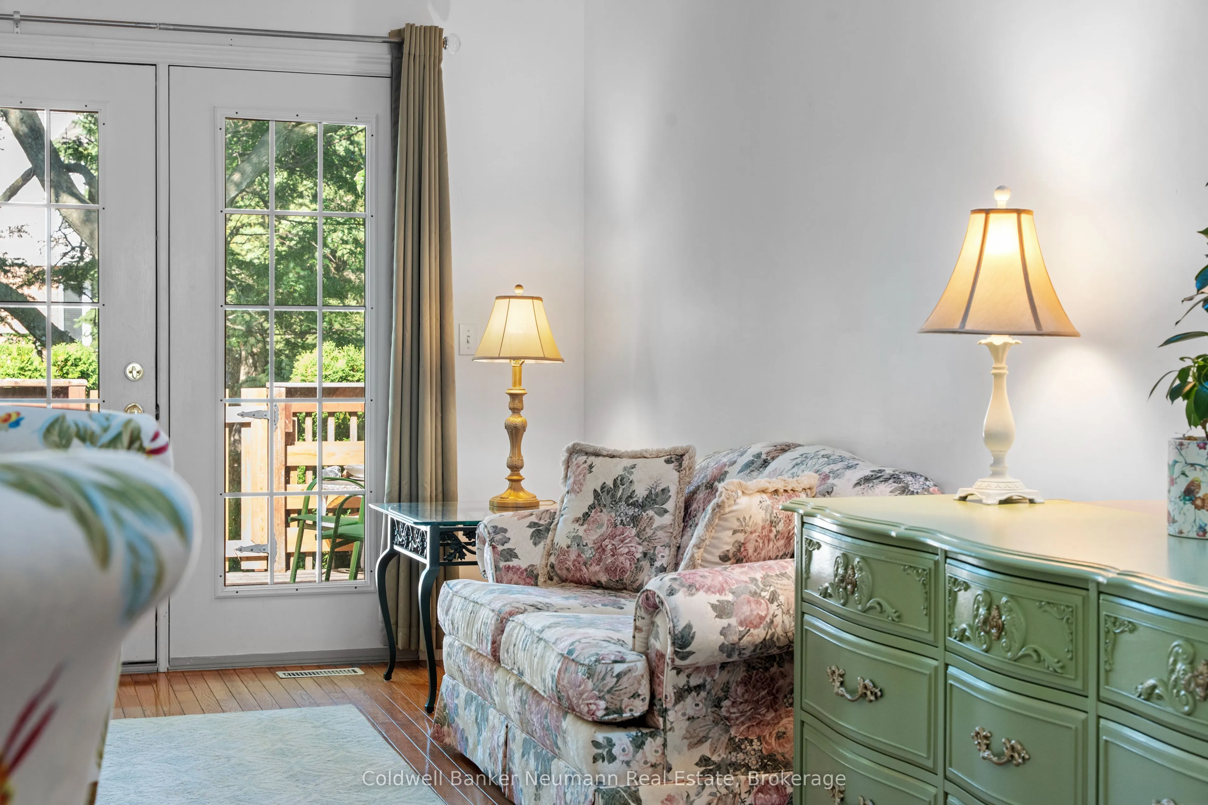 15 Westwind Circle