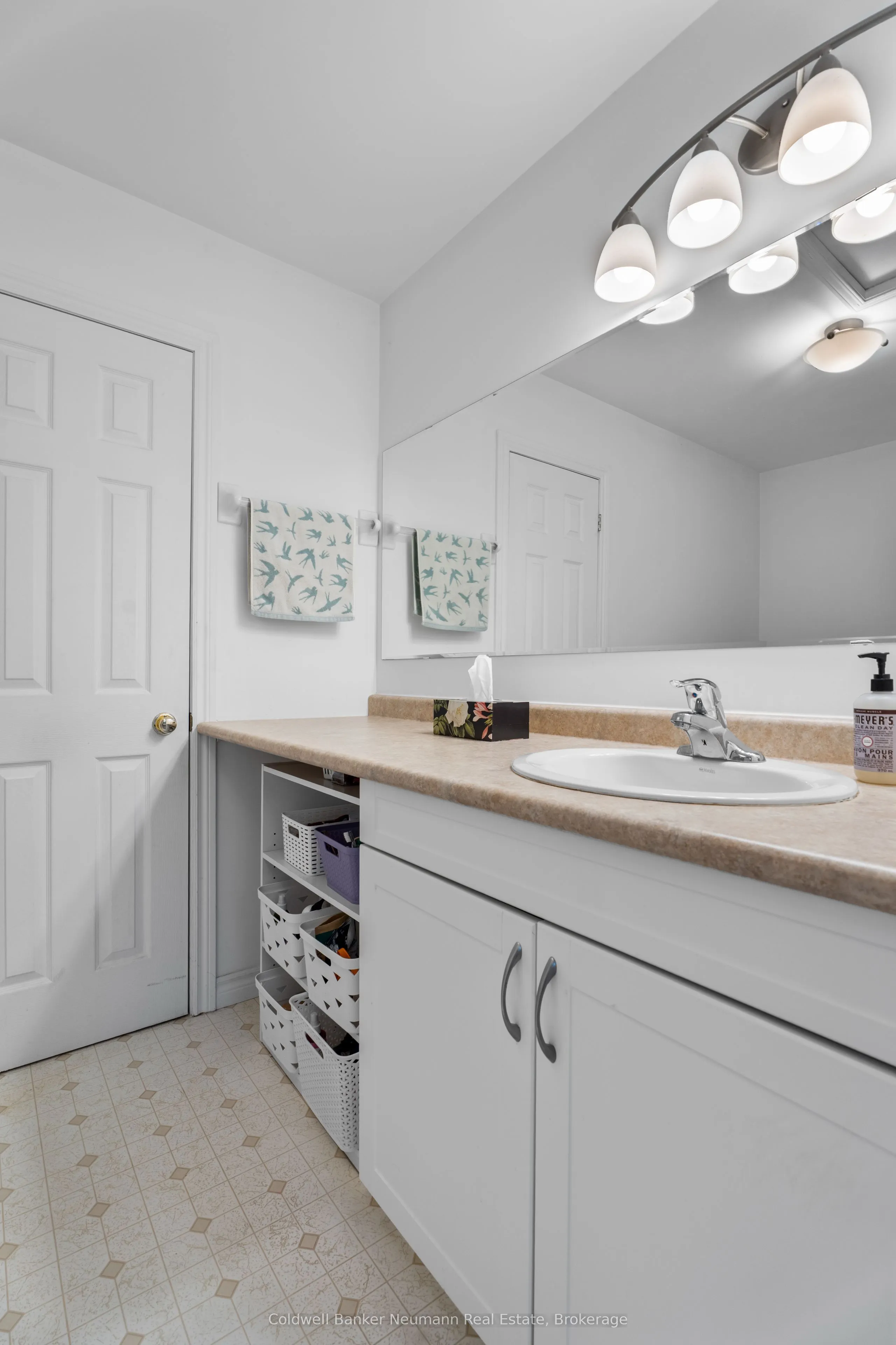 15 Westwind Circle
