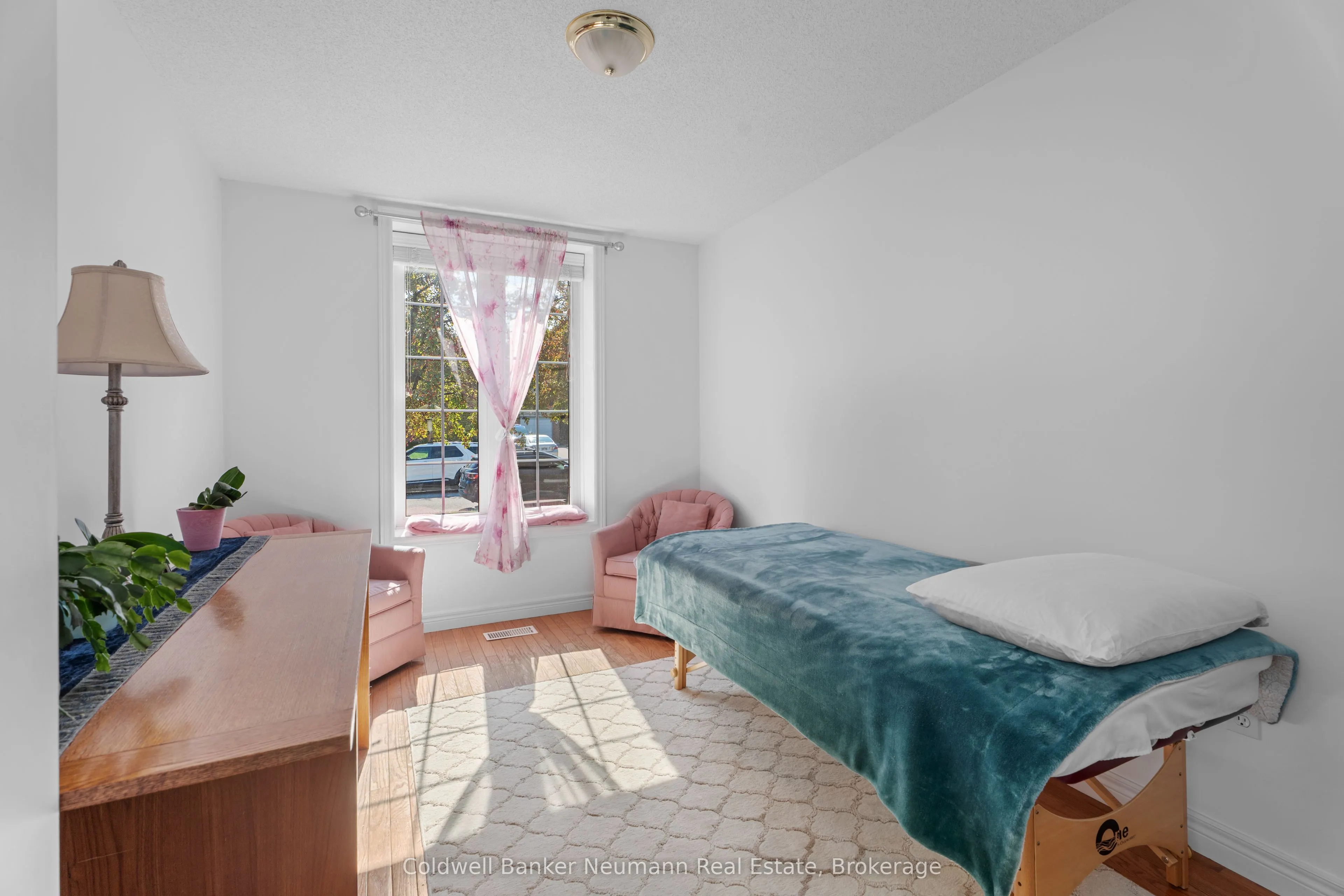 15 Westwind Circle