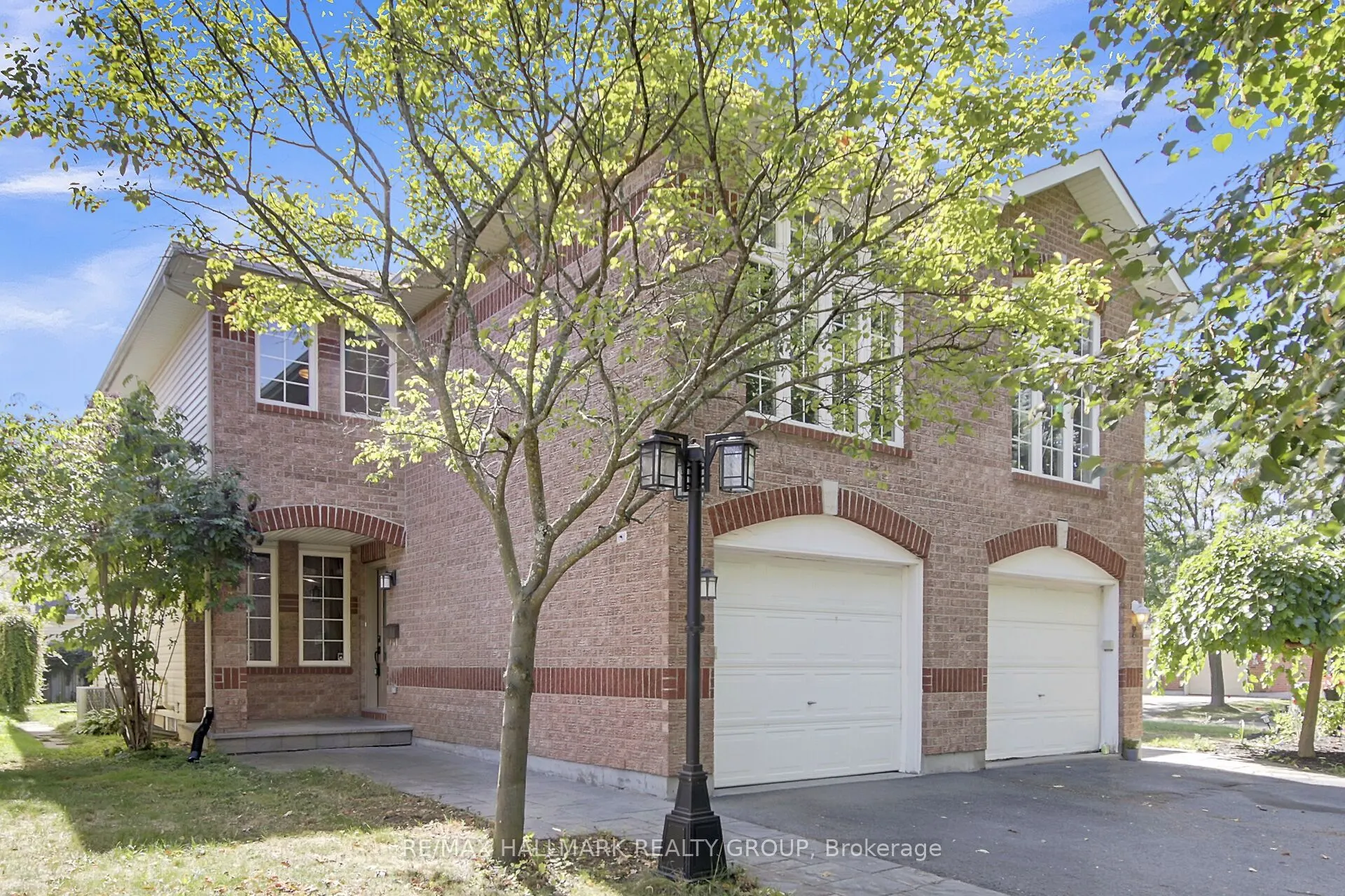 4 Saffron Court