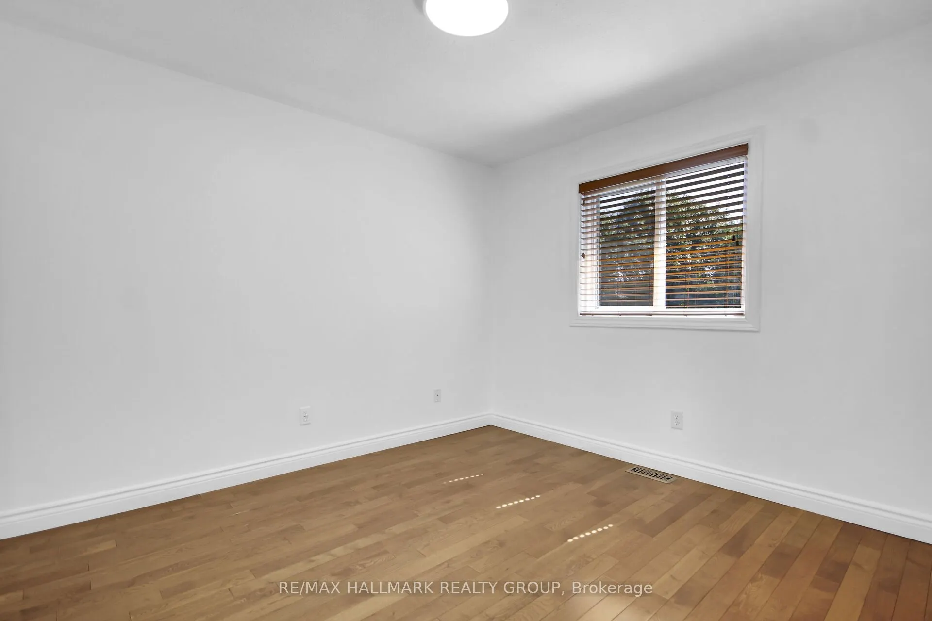 4 Saffron Court
