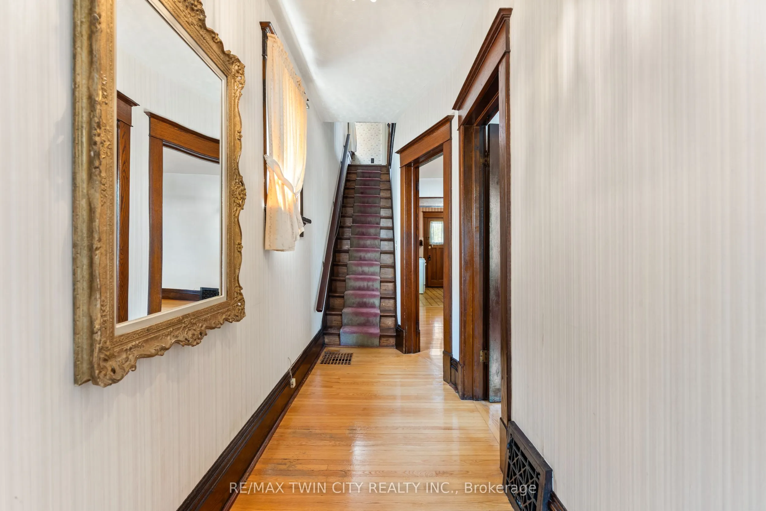43 Mcnaughton Street
