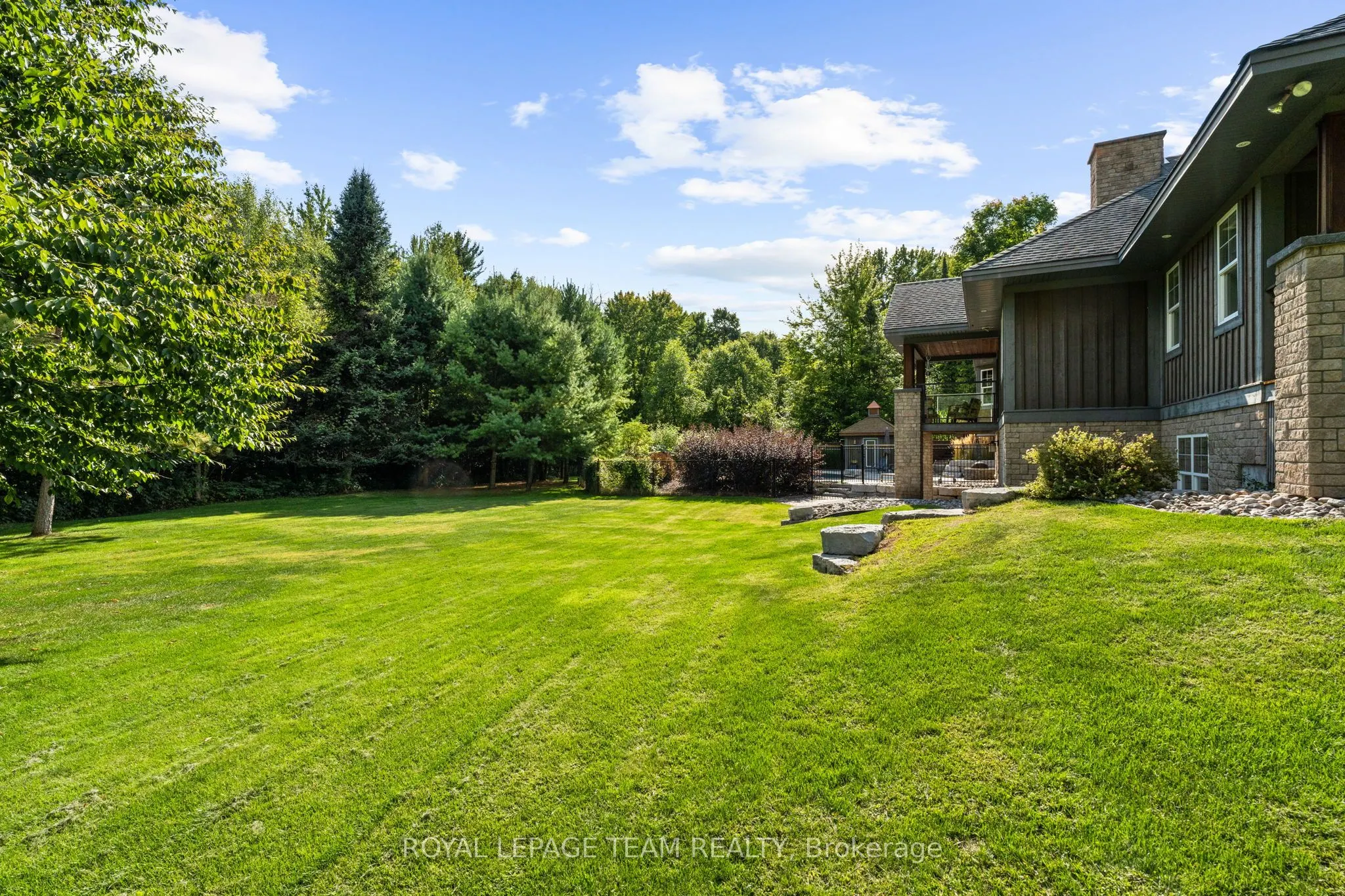 1560 Maley Lane