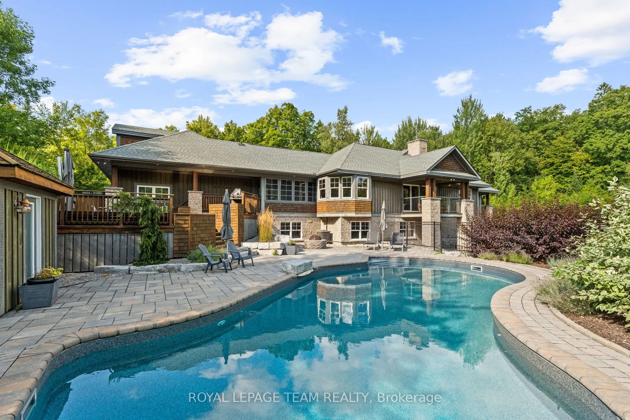 1560 Maley Lane
