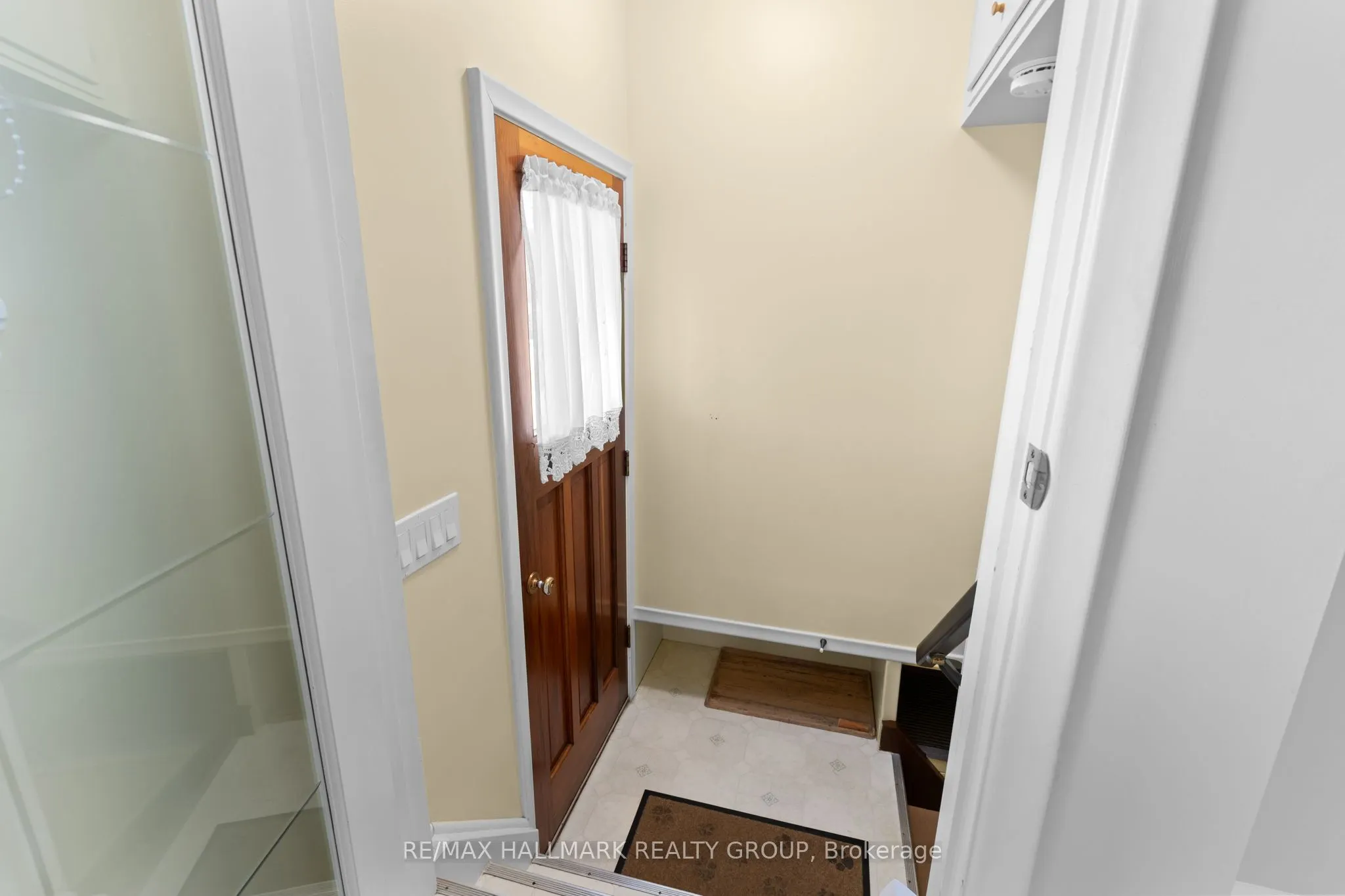112 Ellis Avenue