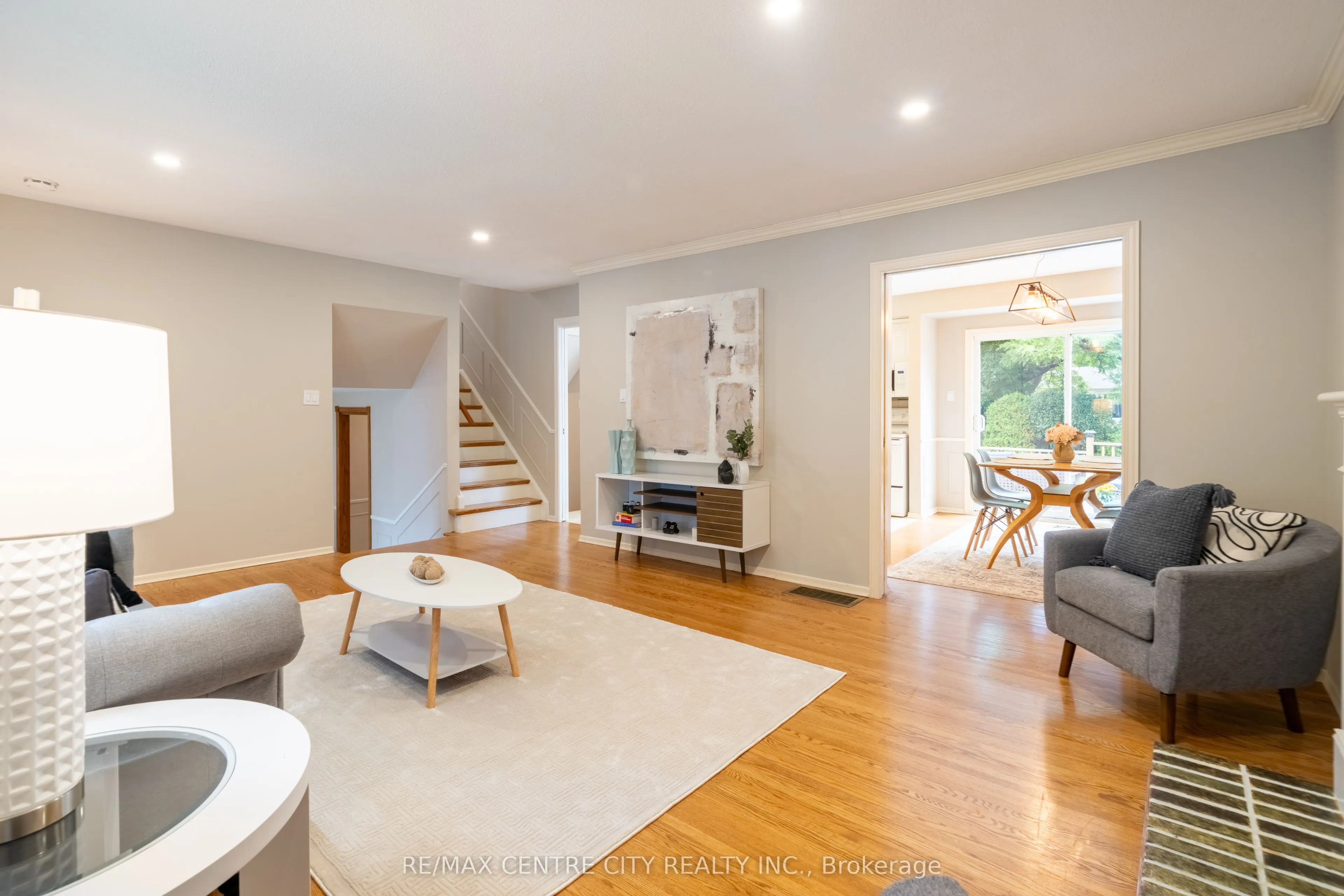 1431 STONEYBROOK Crescent