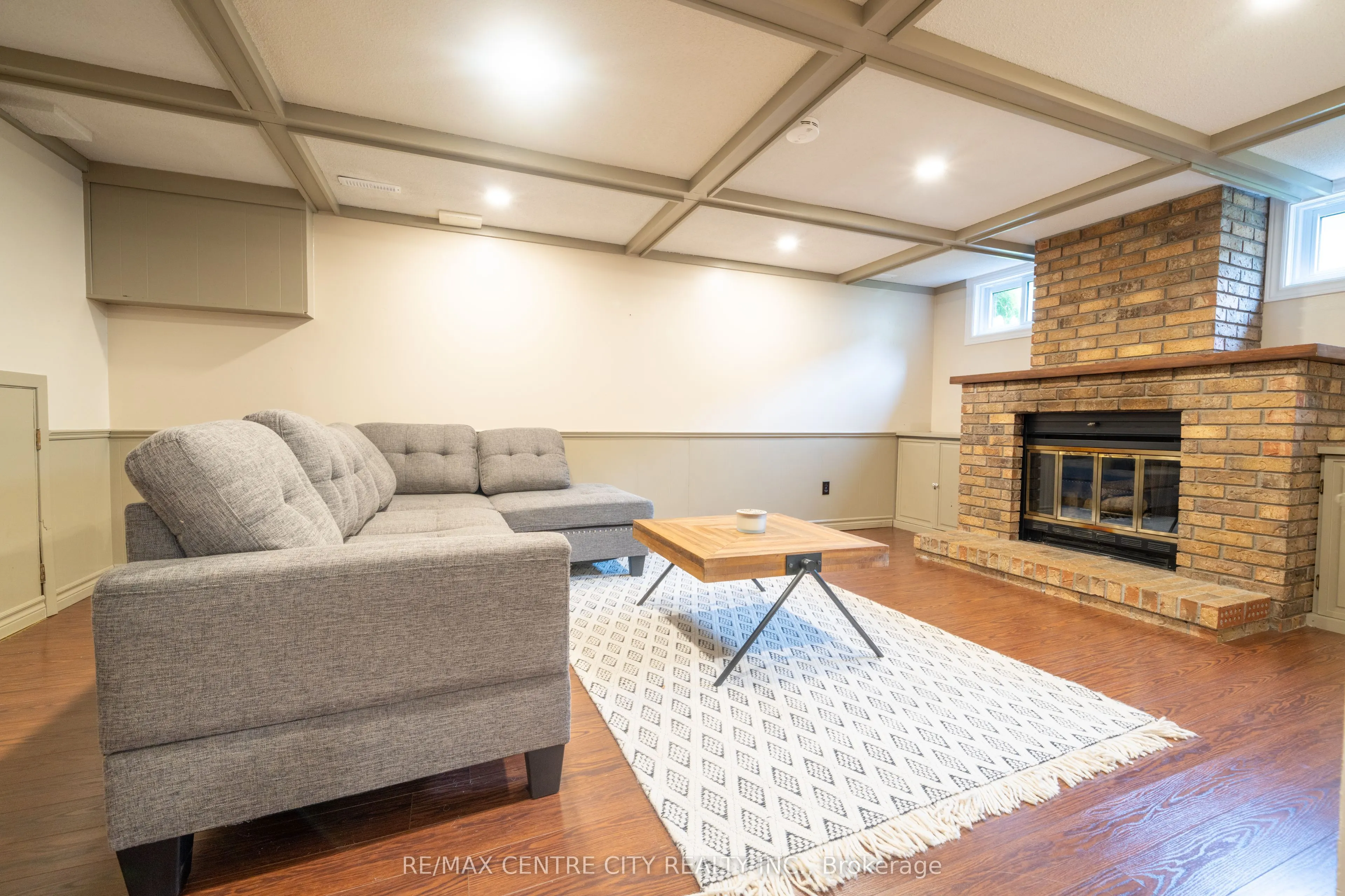 1431 STONEYBROOK Crescent