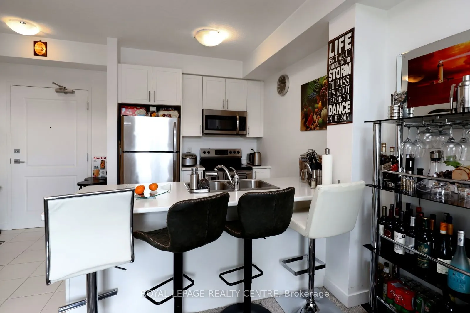 101 Shoreview Place, #429