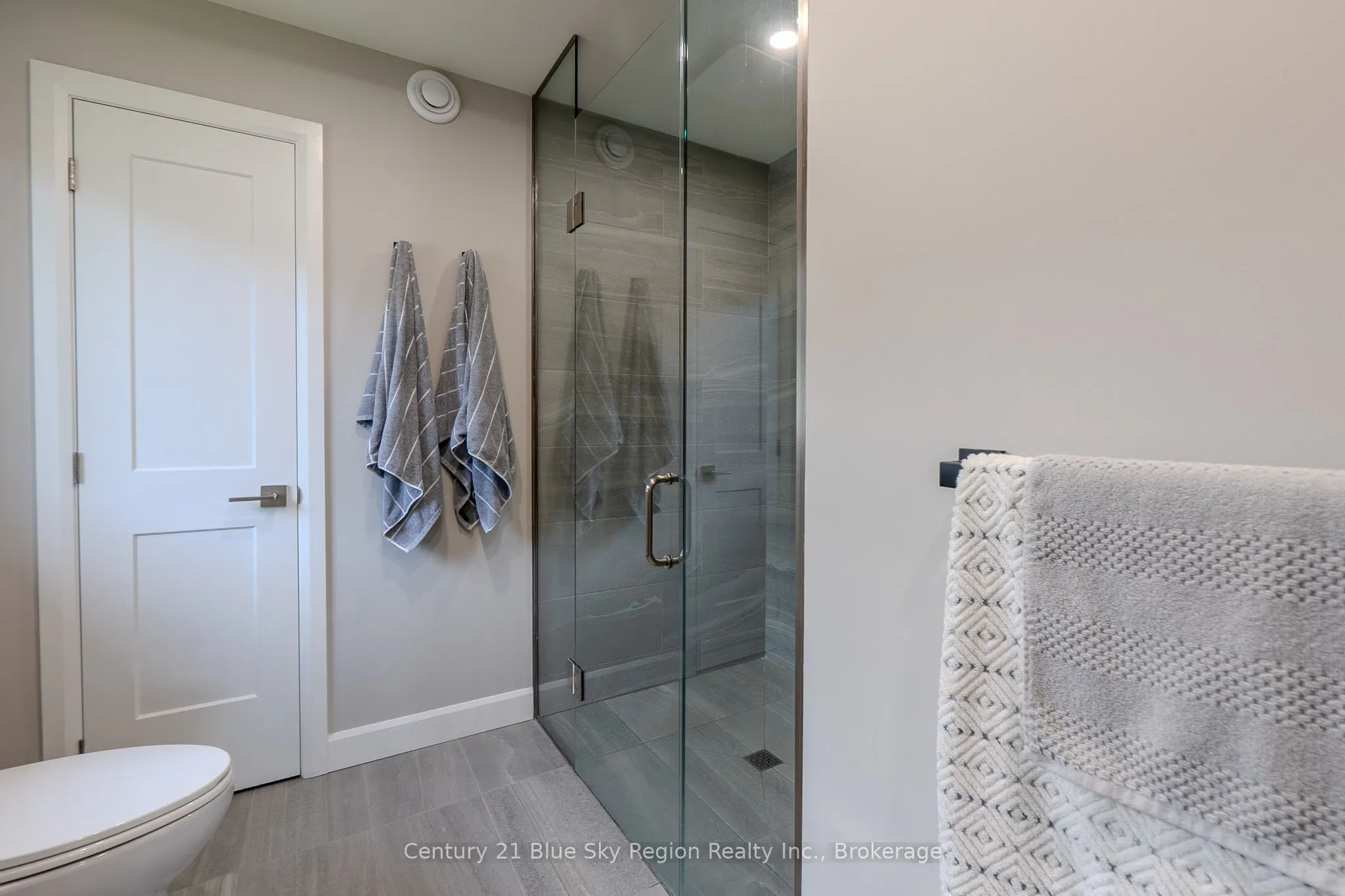 37 Silver Maple Lane
