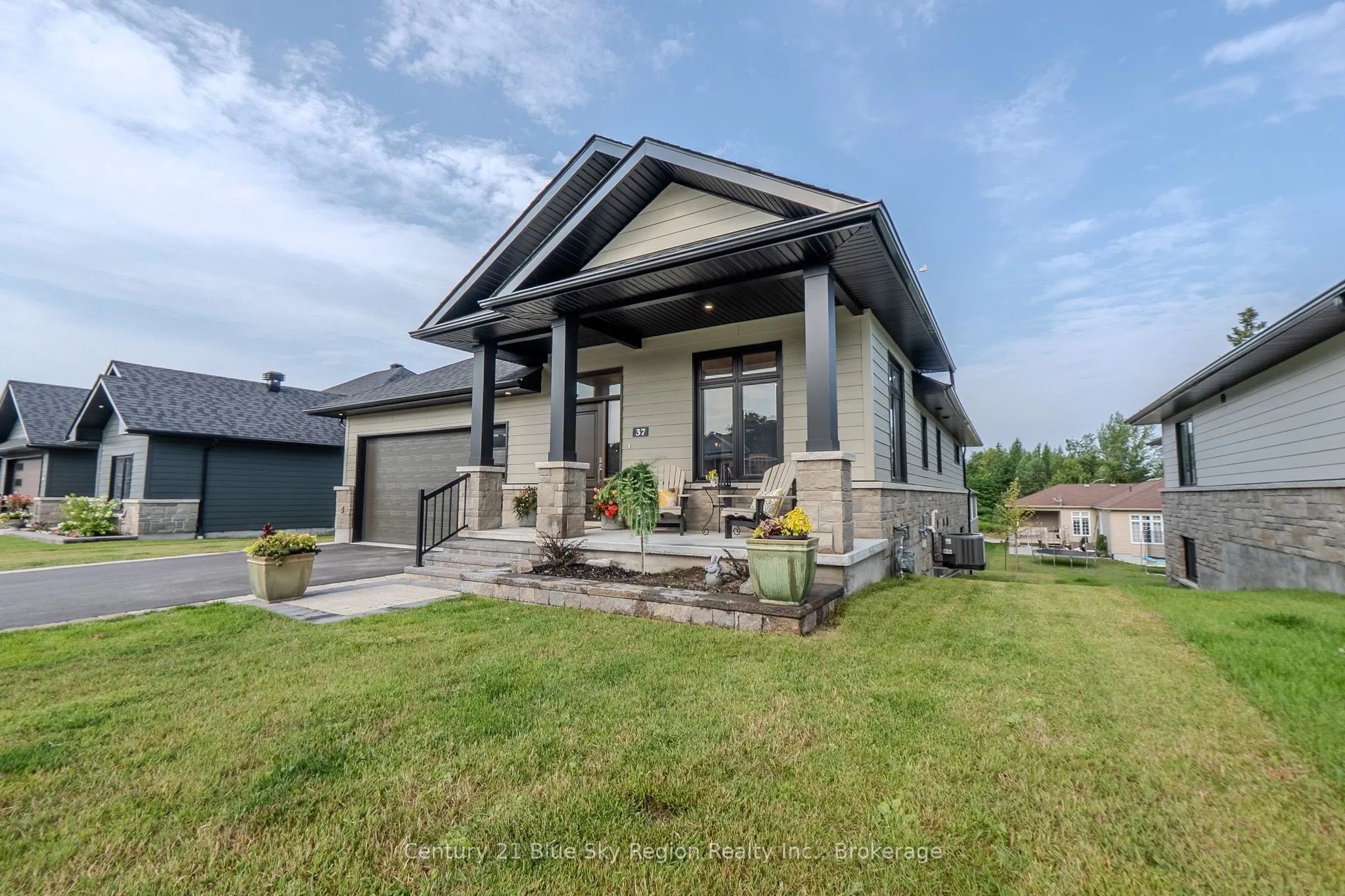 37 Silver Maple Lane