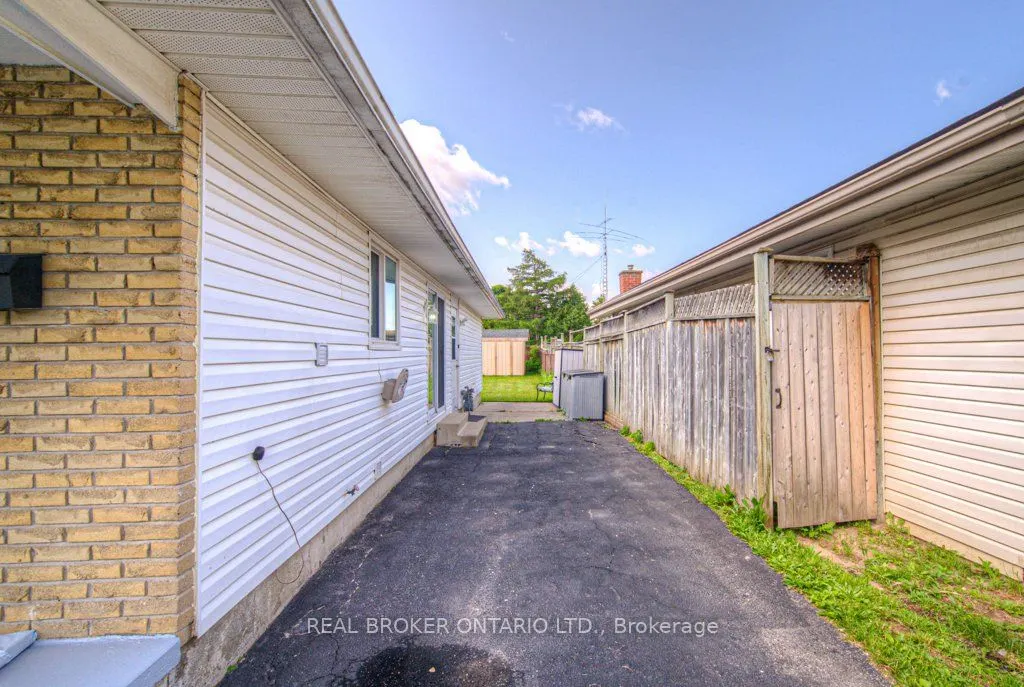 119 Kingswood Drive