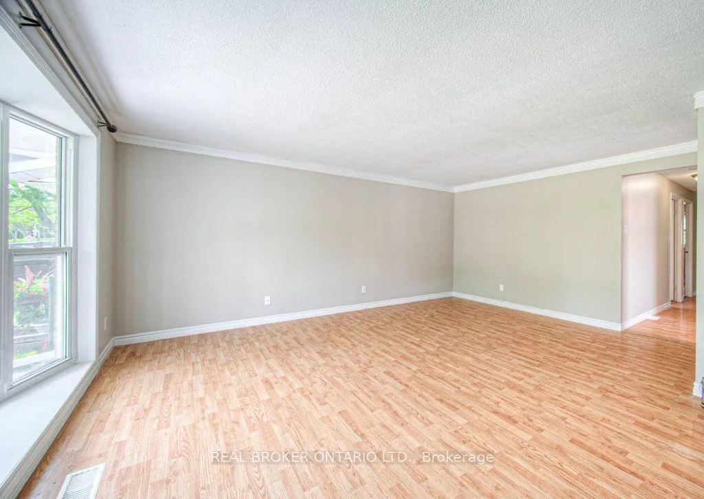 119 Kingswood Drive