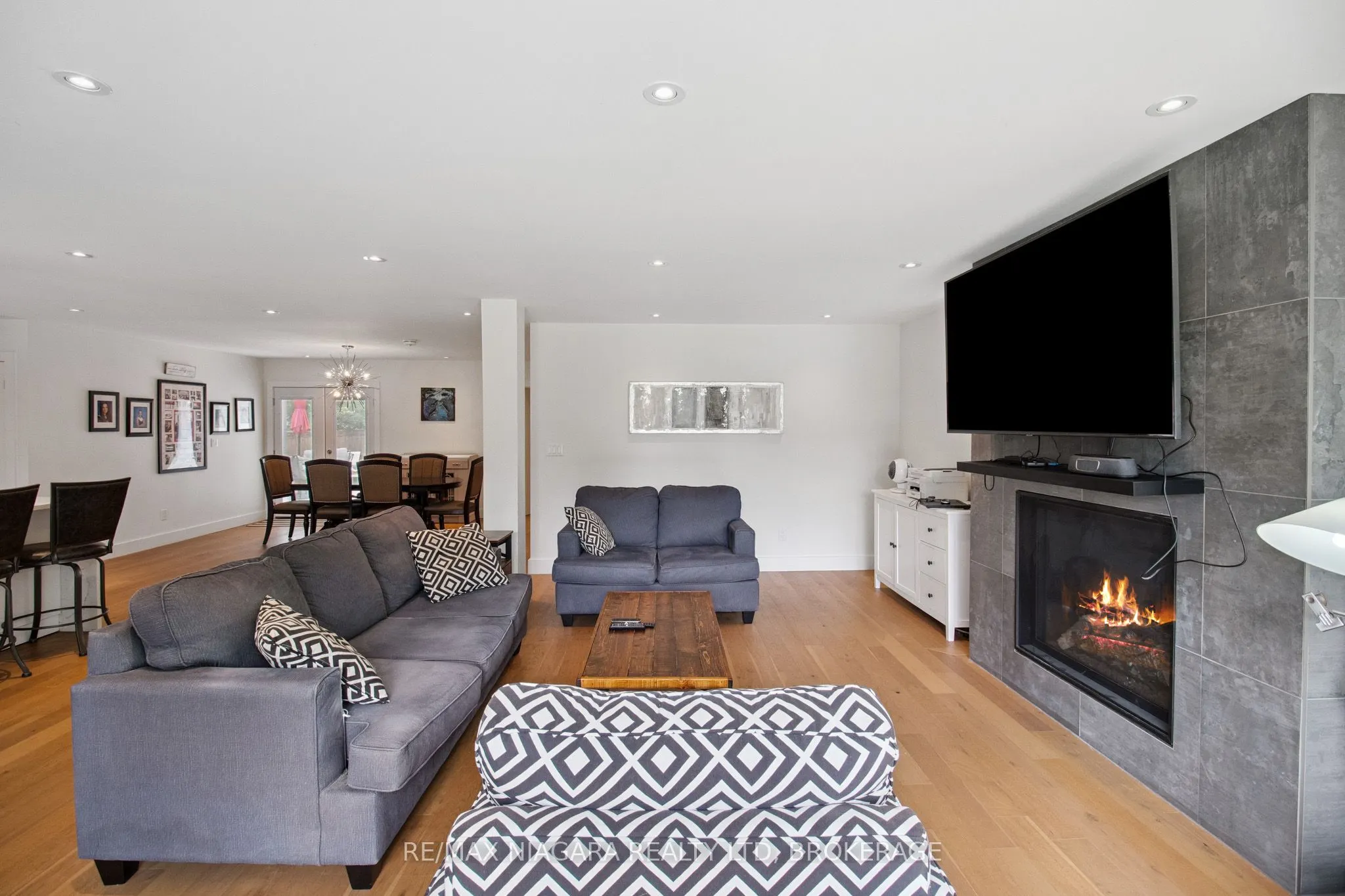 15 Swan Drive