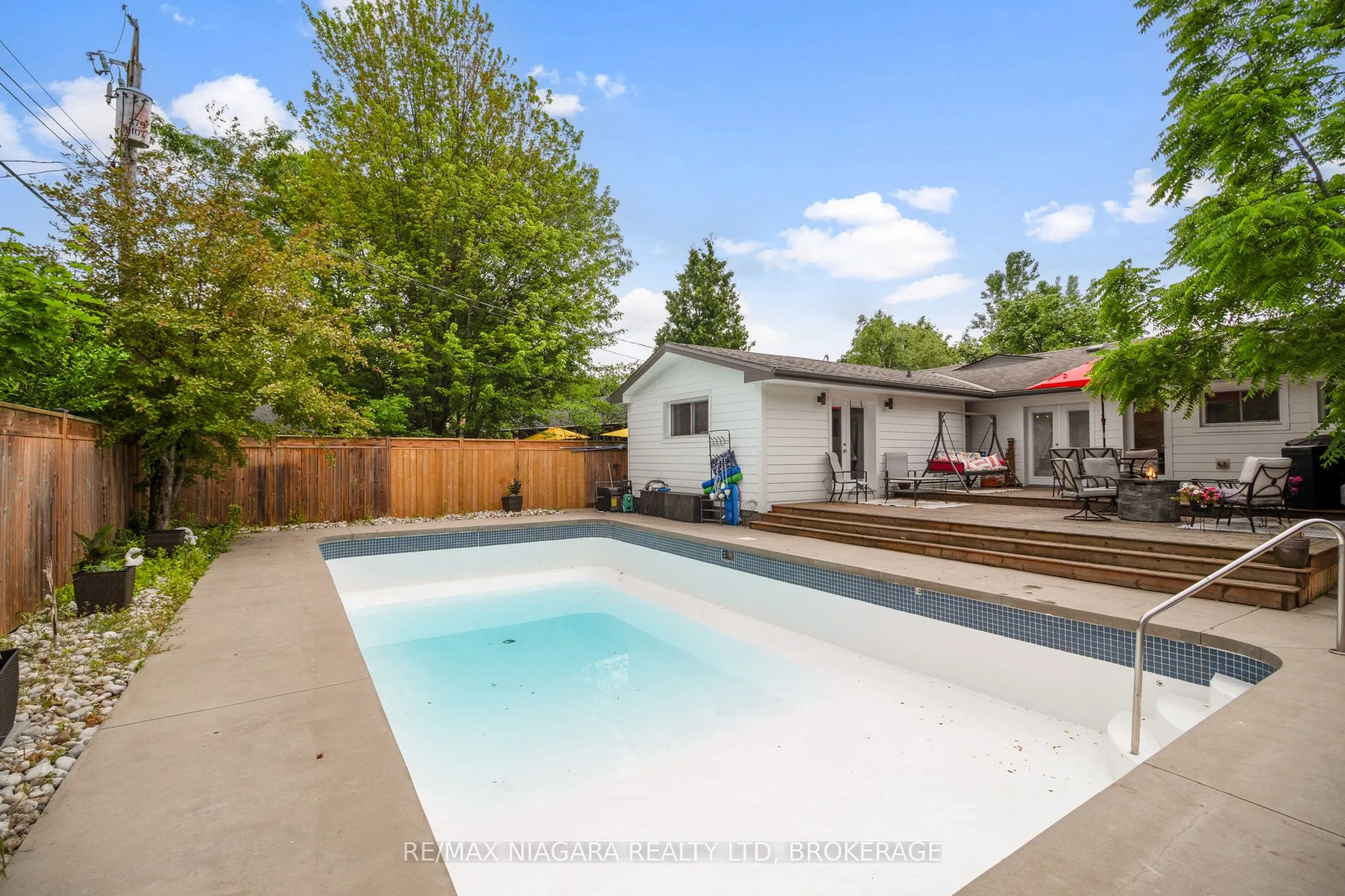 15 Swan Drive