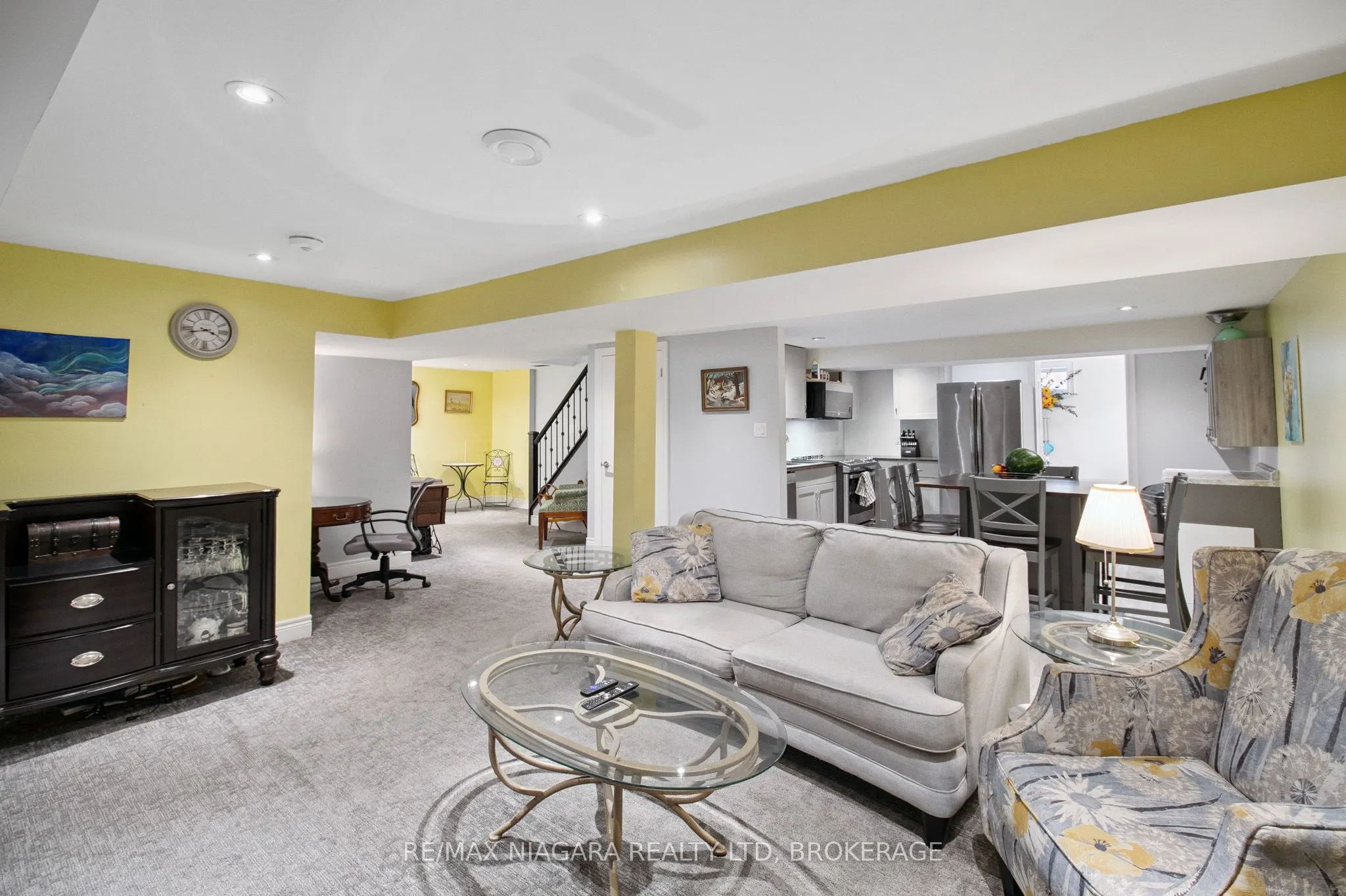15 Swan Drive