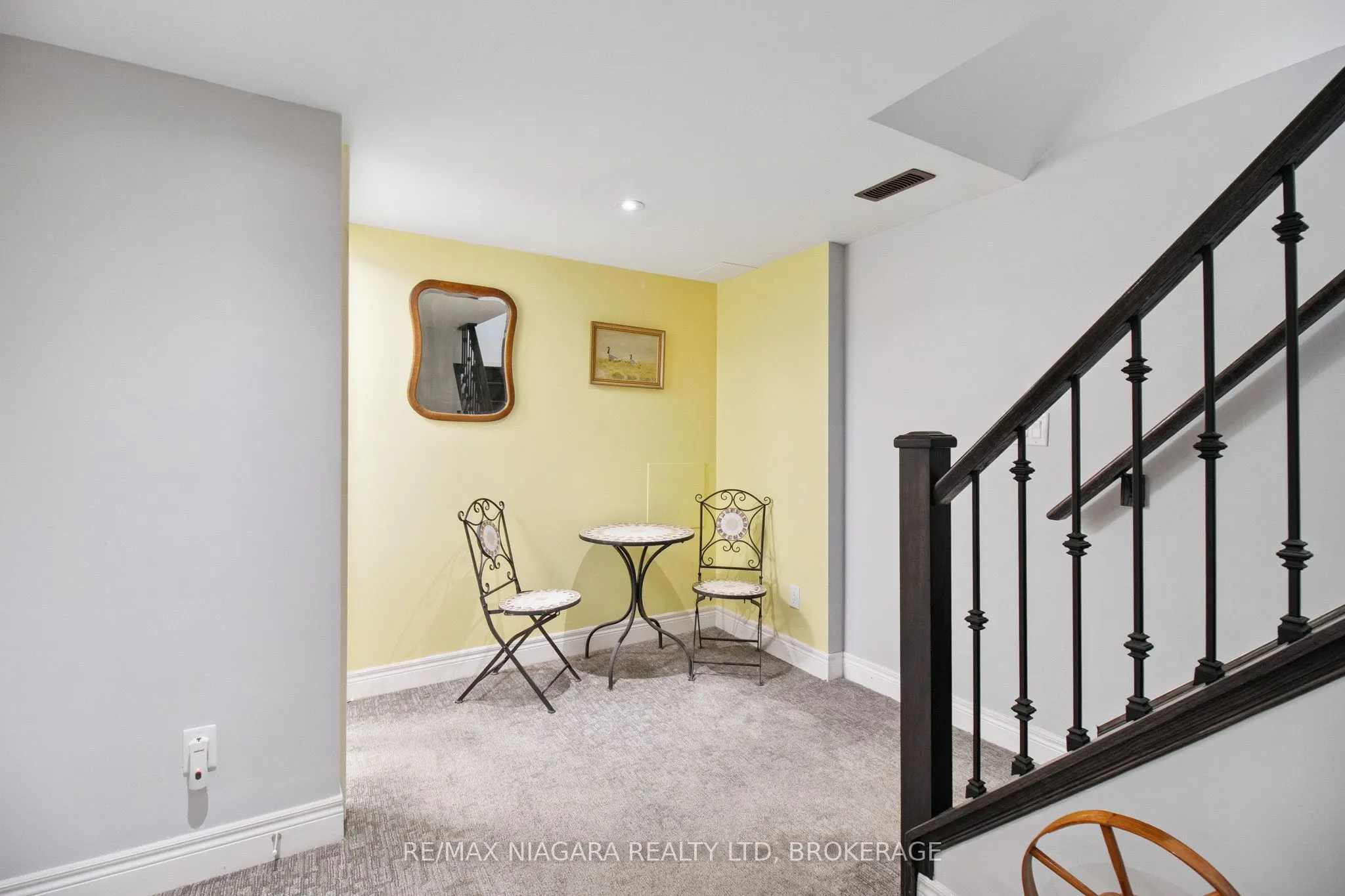 15 Swan Drive