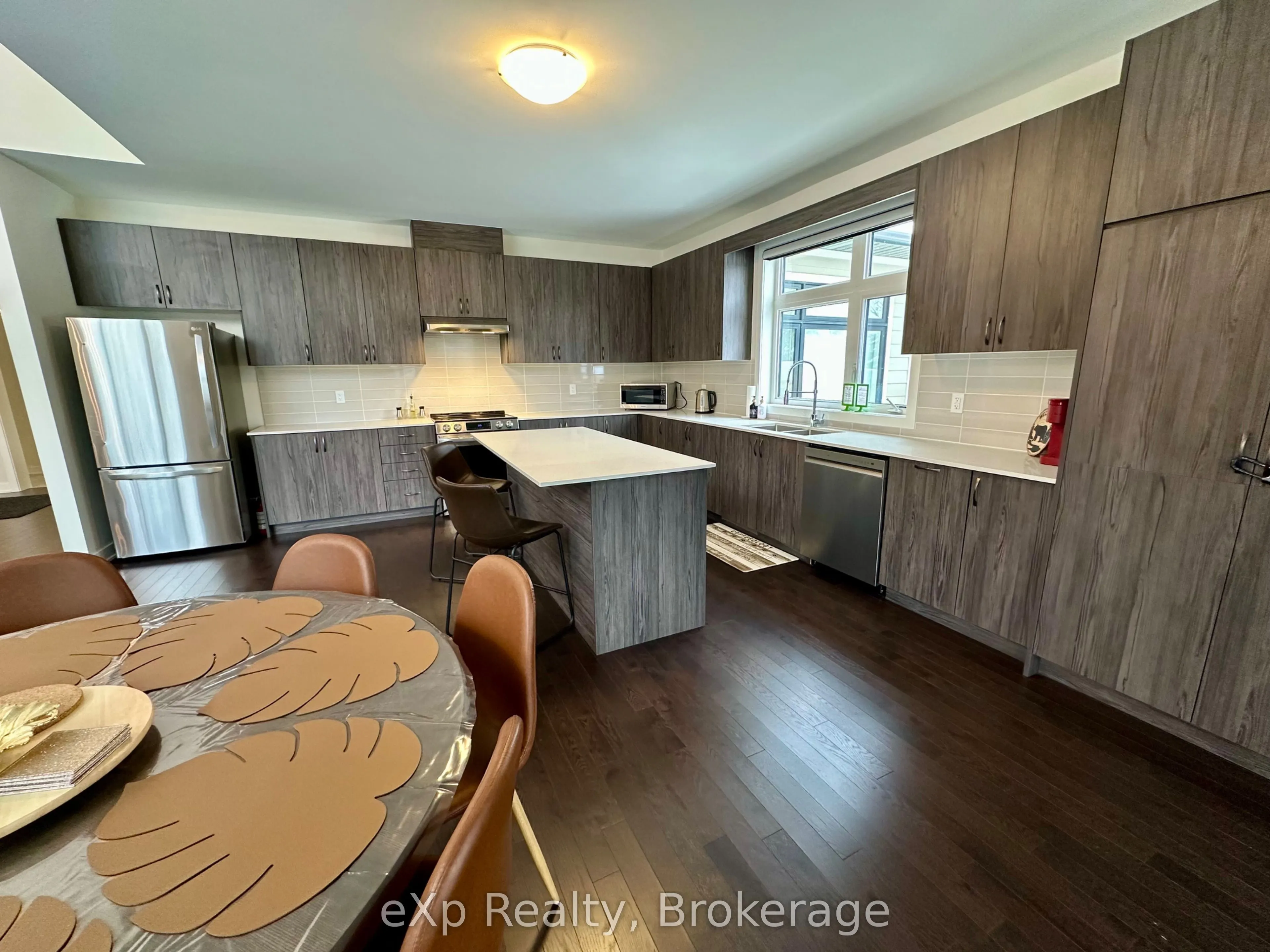 1017 Ridgeline Drive