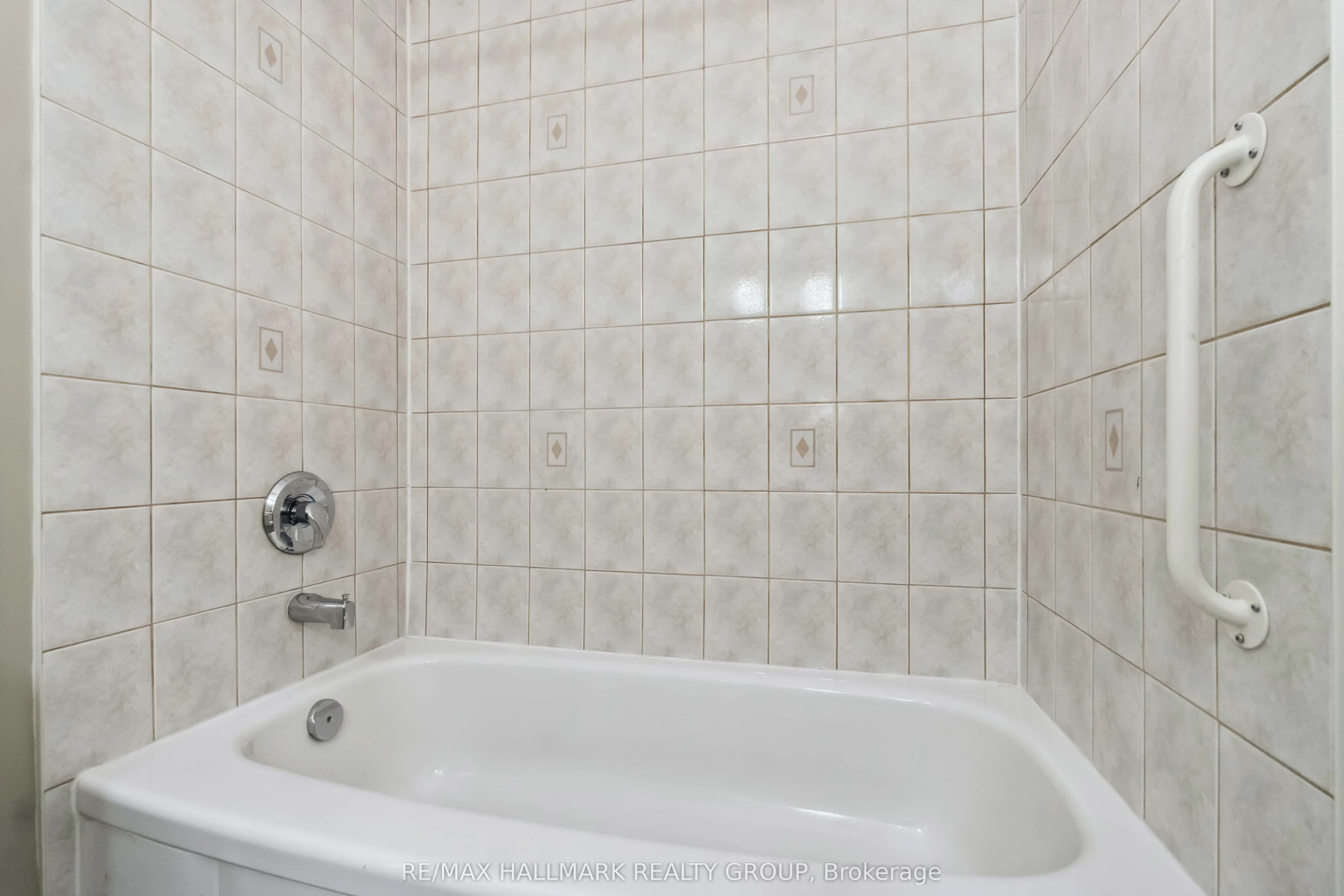 370 Dominion Avenue, #505