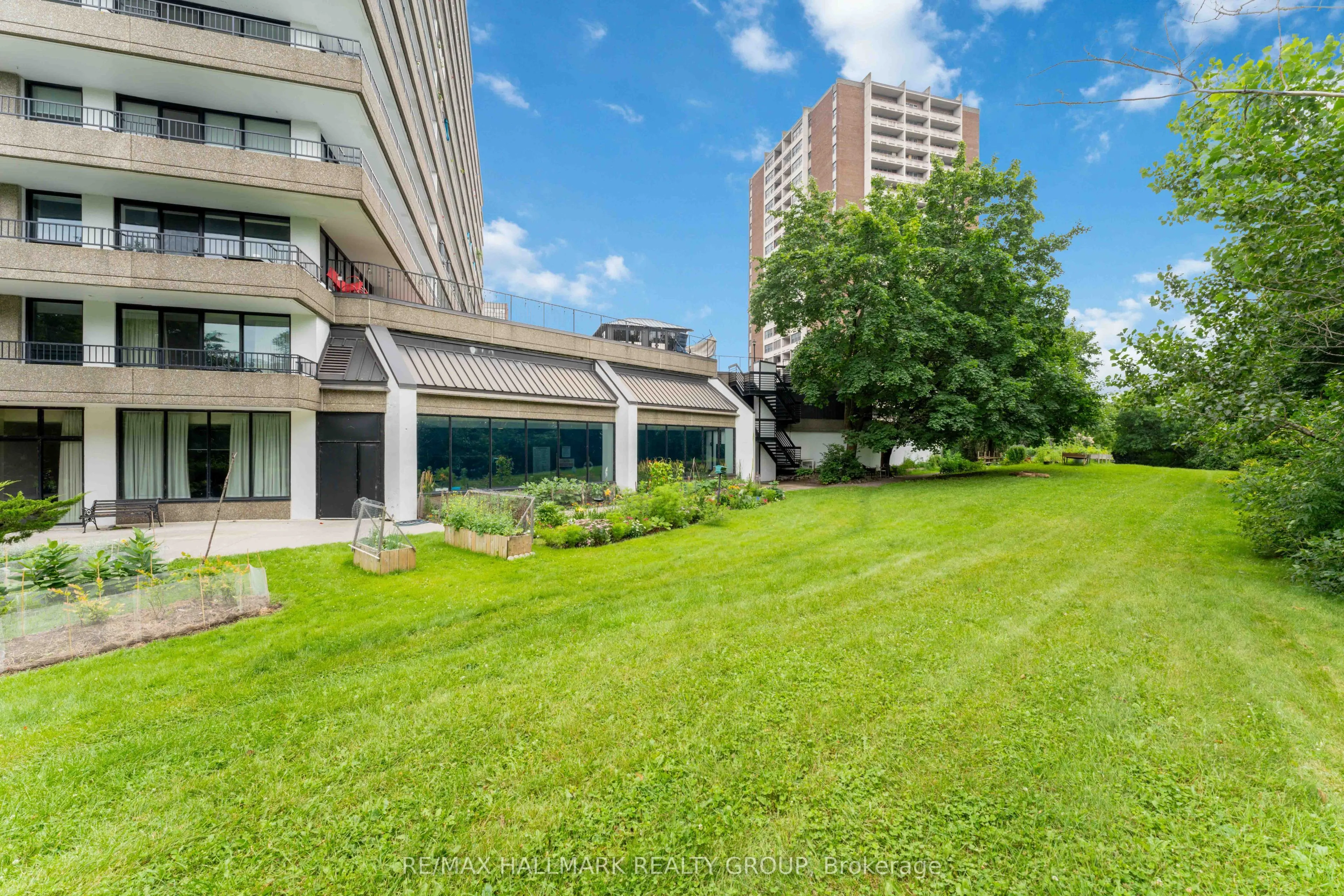 370 Dominion Avenue, #505