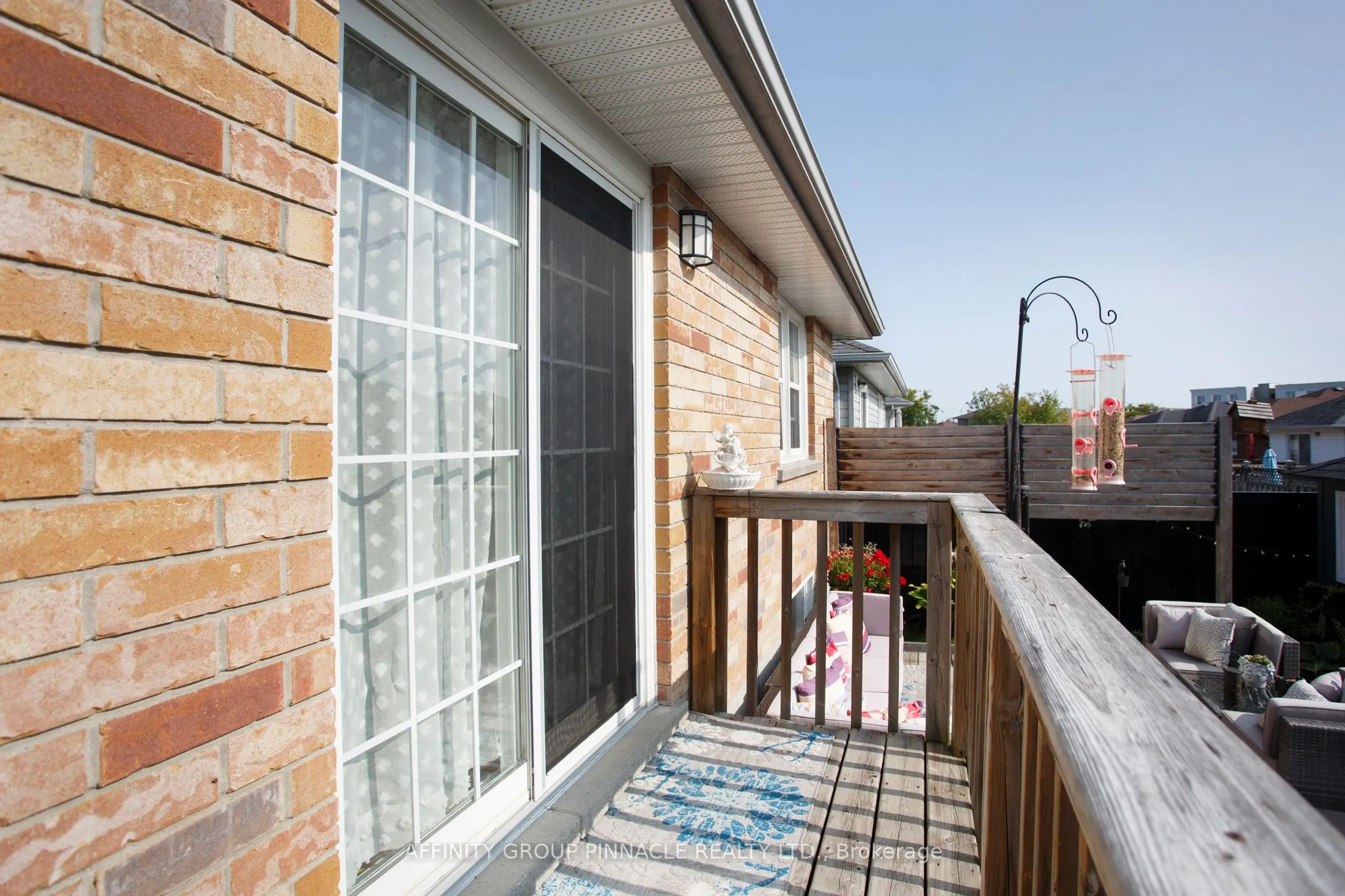 16 Beall Street
