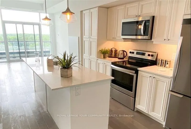 7711 Green Vista Gate, #807