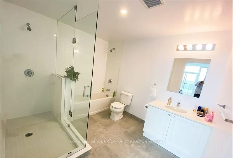 7711 Green Vista Gate, #807