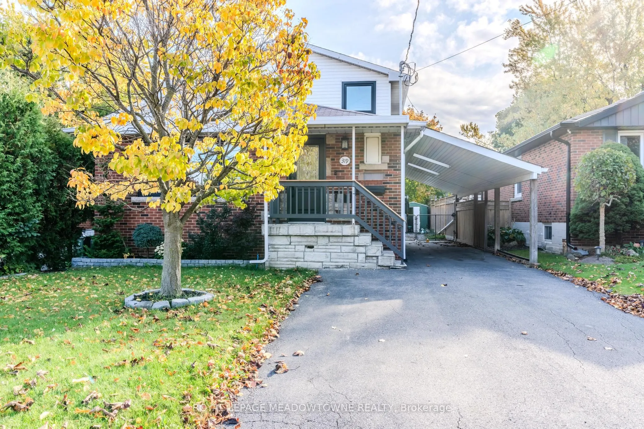319 East 16th Street