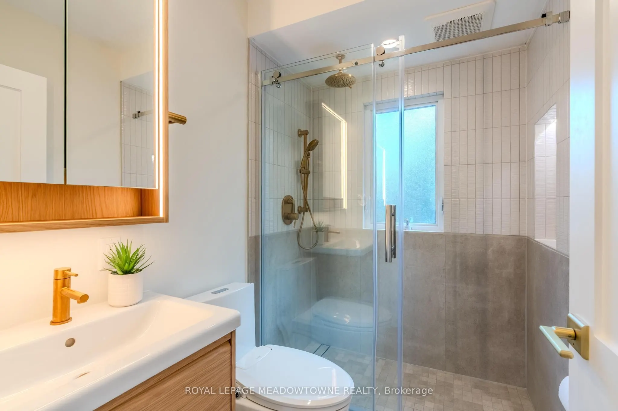 319 East 16th Street