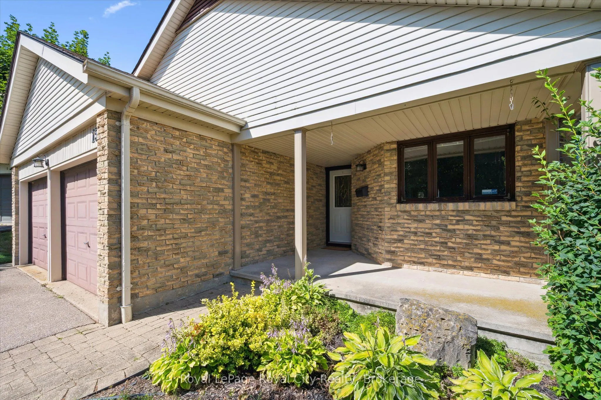 15 Jodi Place