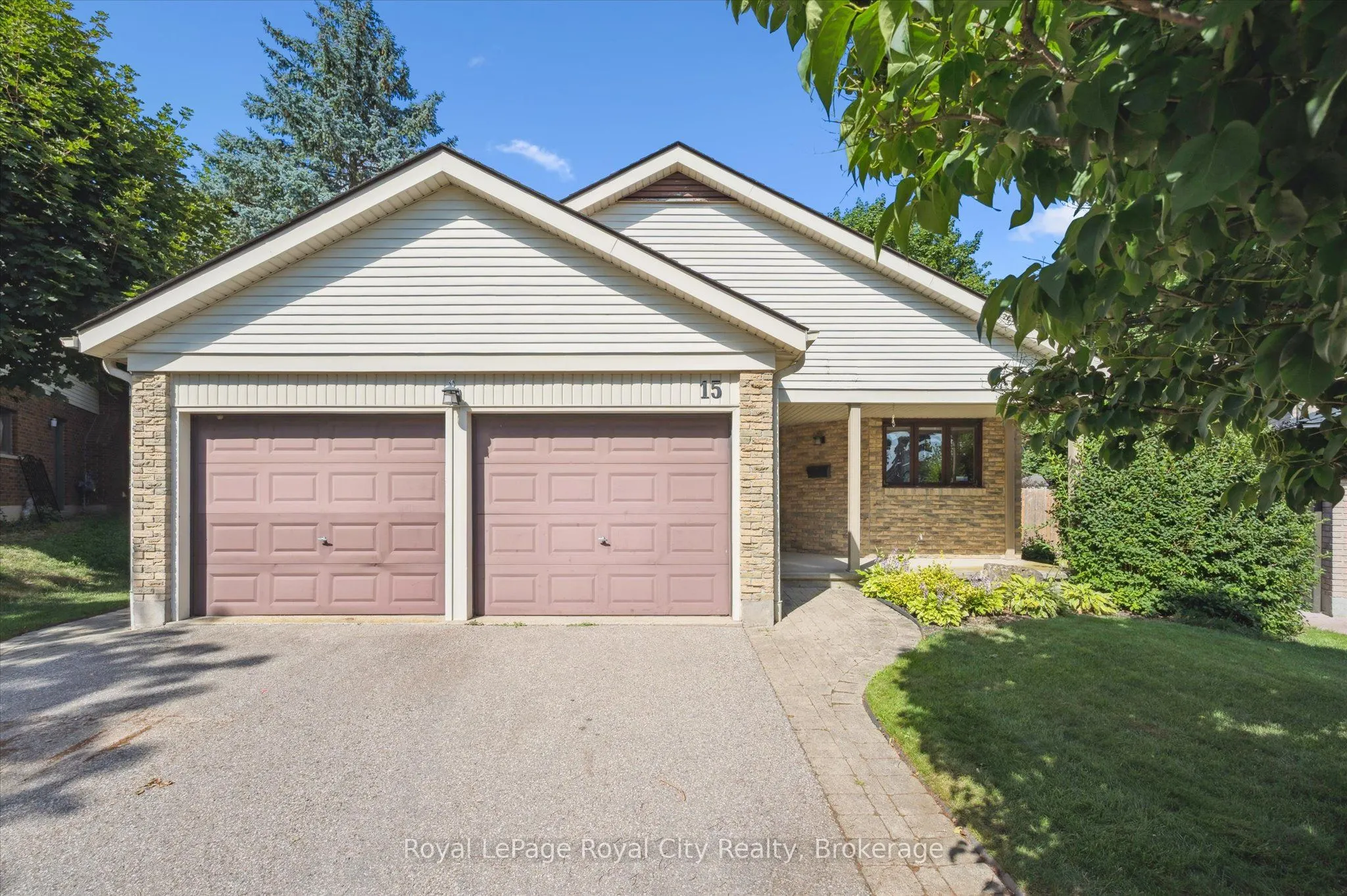 15 Jodi Place