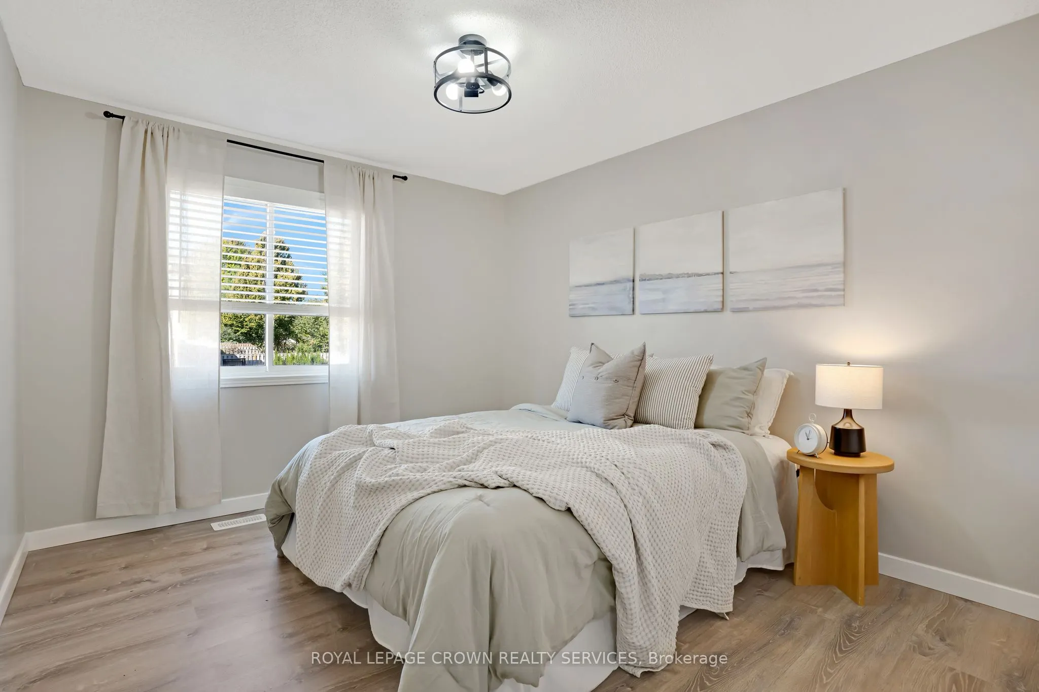 20 Elma Place