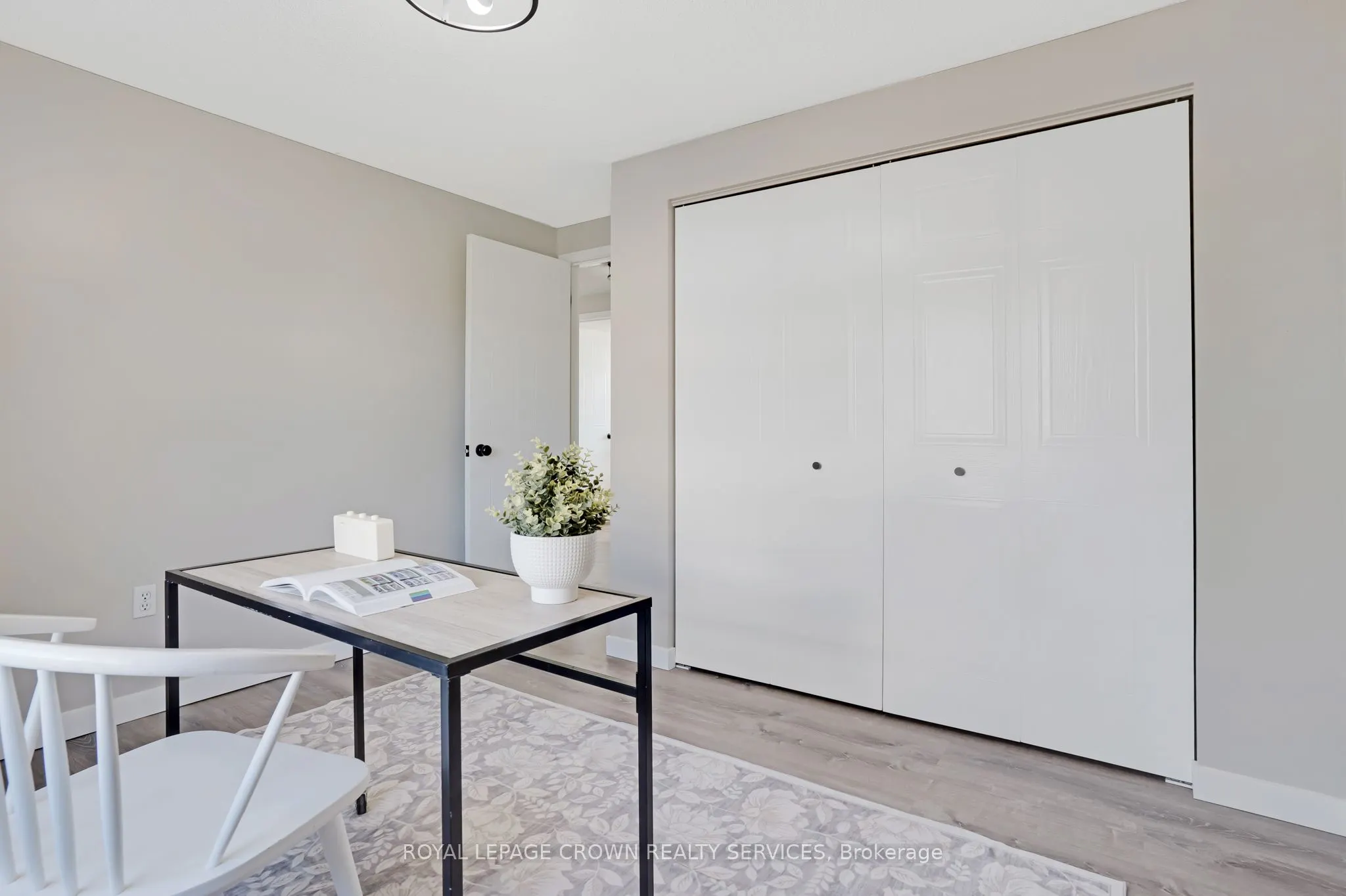 20 Elma Place