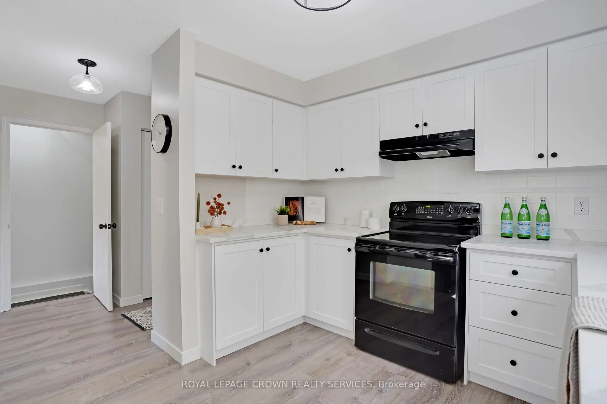 20 Elma Place