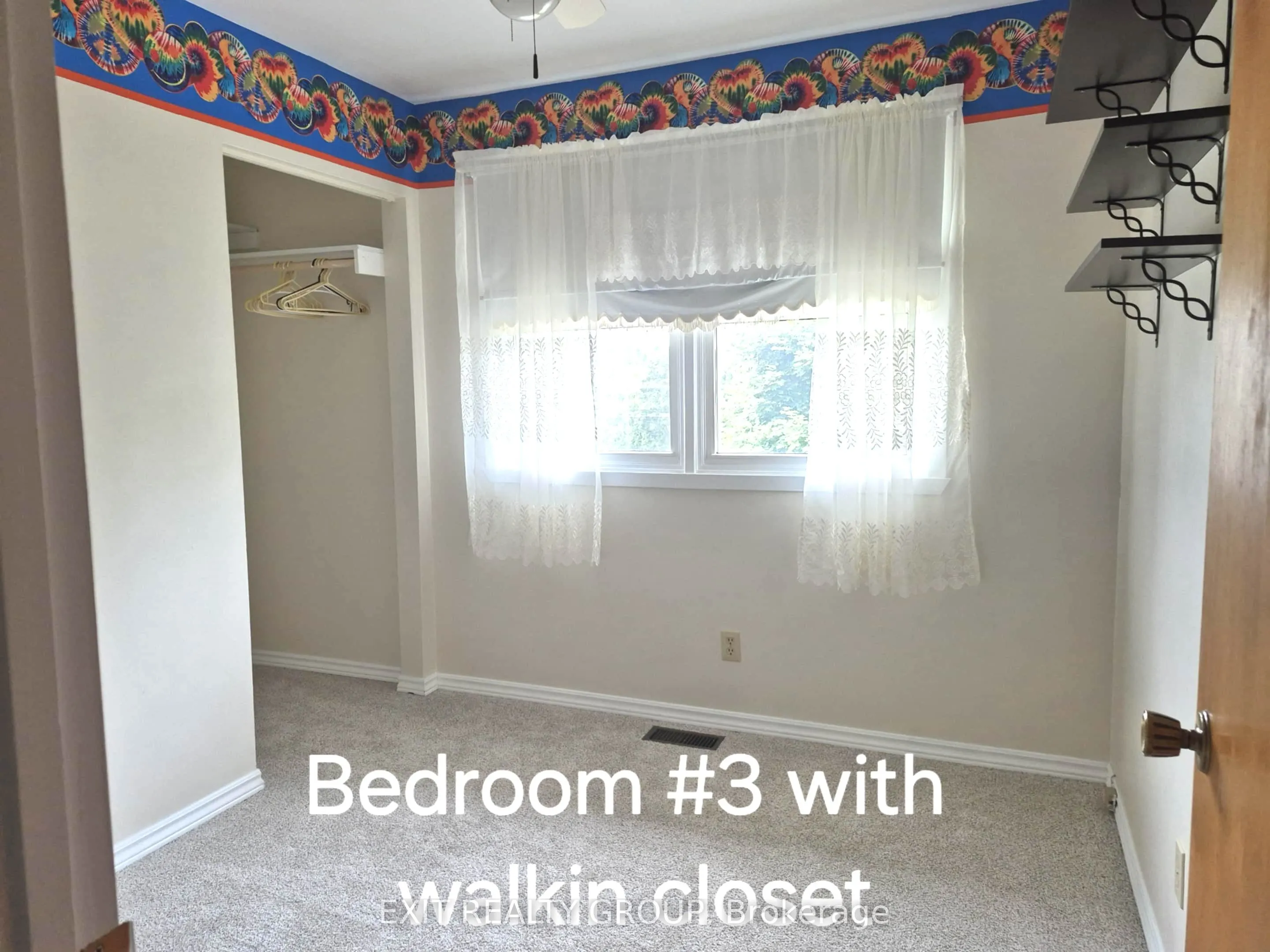 152 Chatterton Valley Crescent