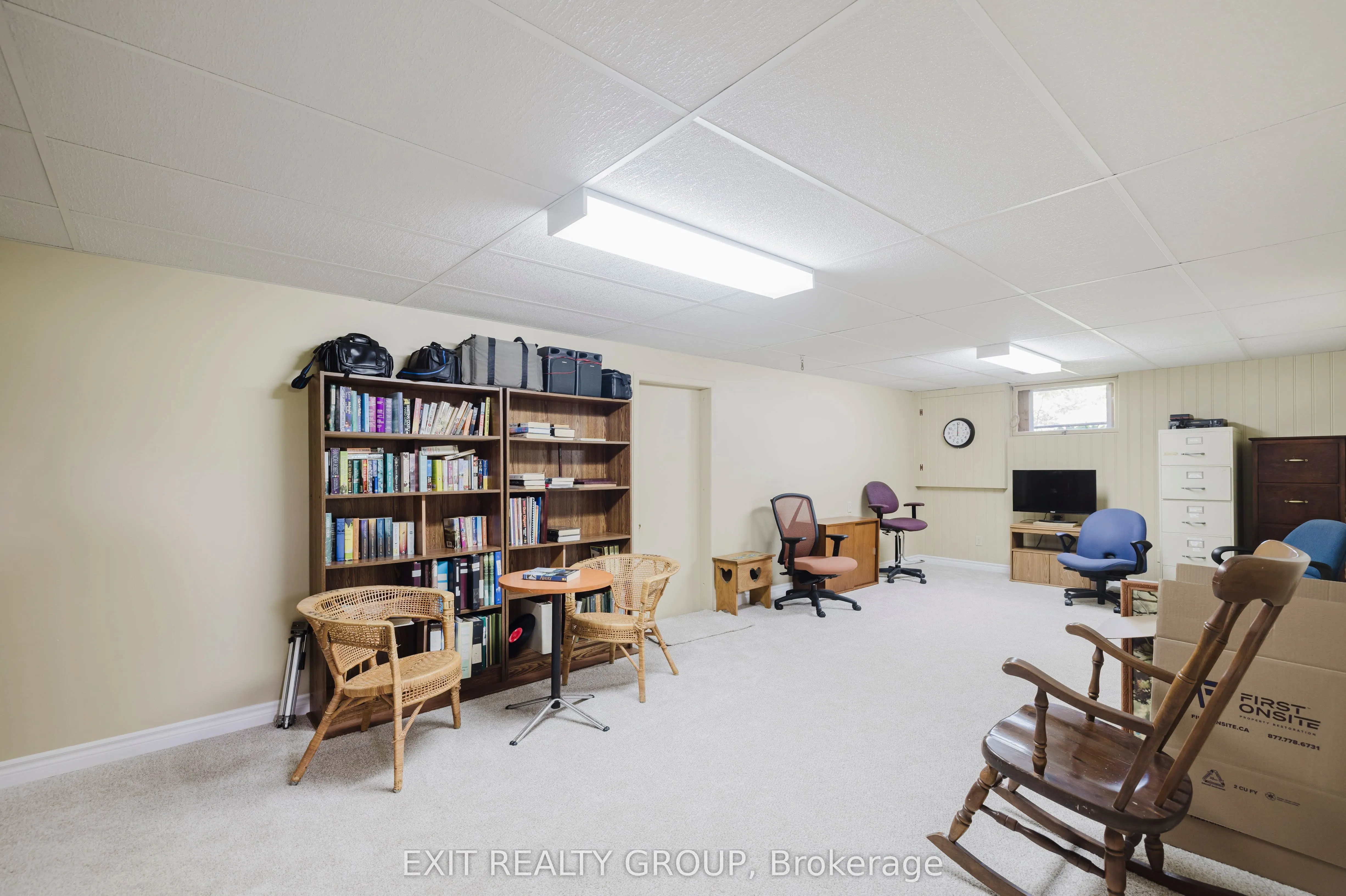 152 Chatterton Valley Crescent