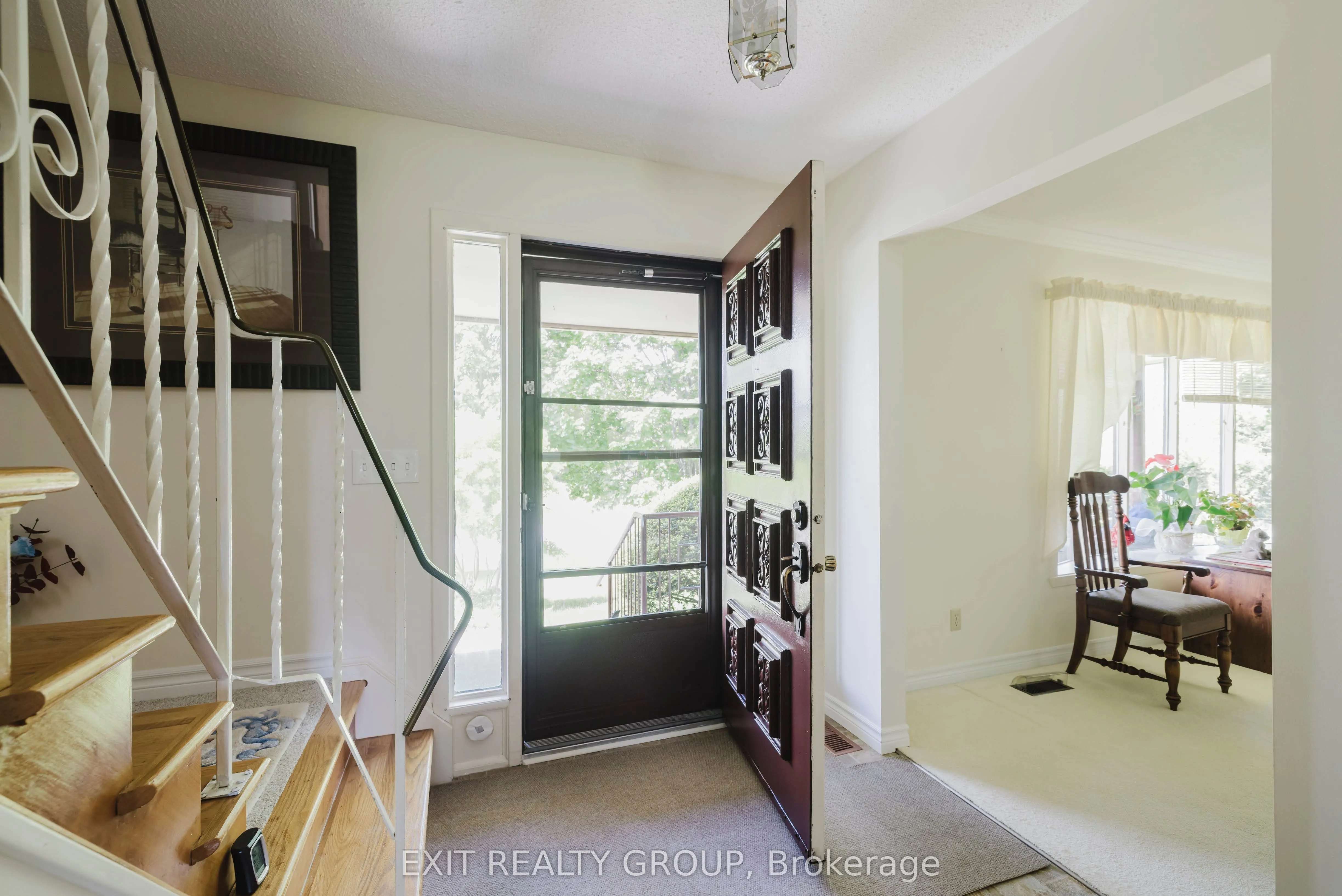 152 Chatterton Valley Crescent