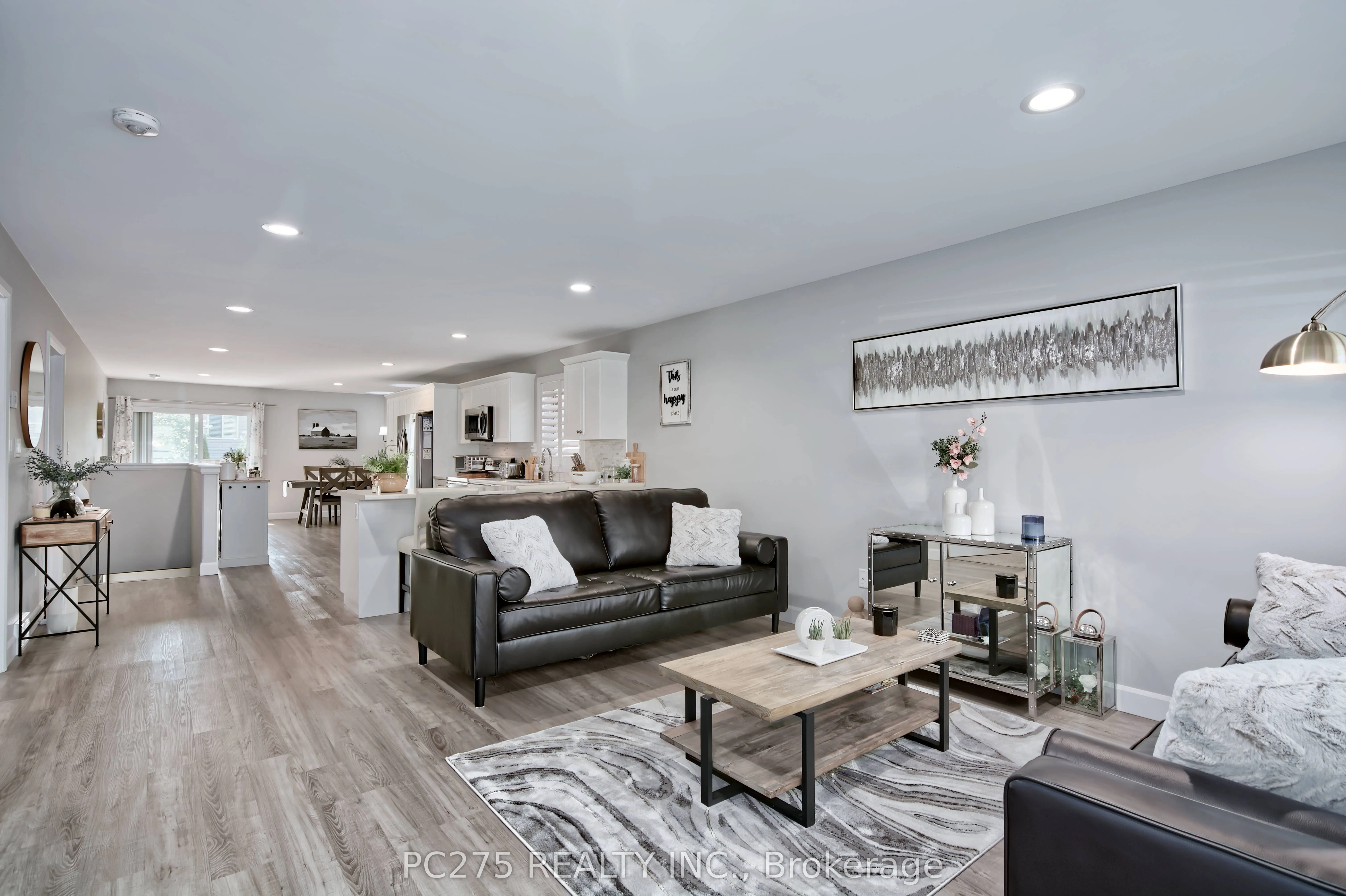 133 Moonstone Crescent