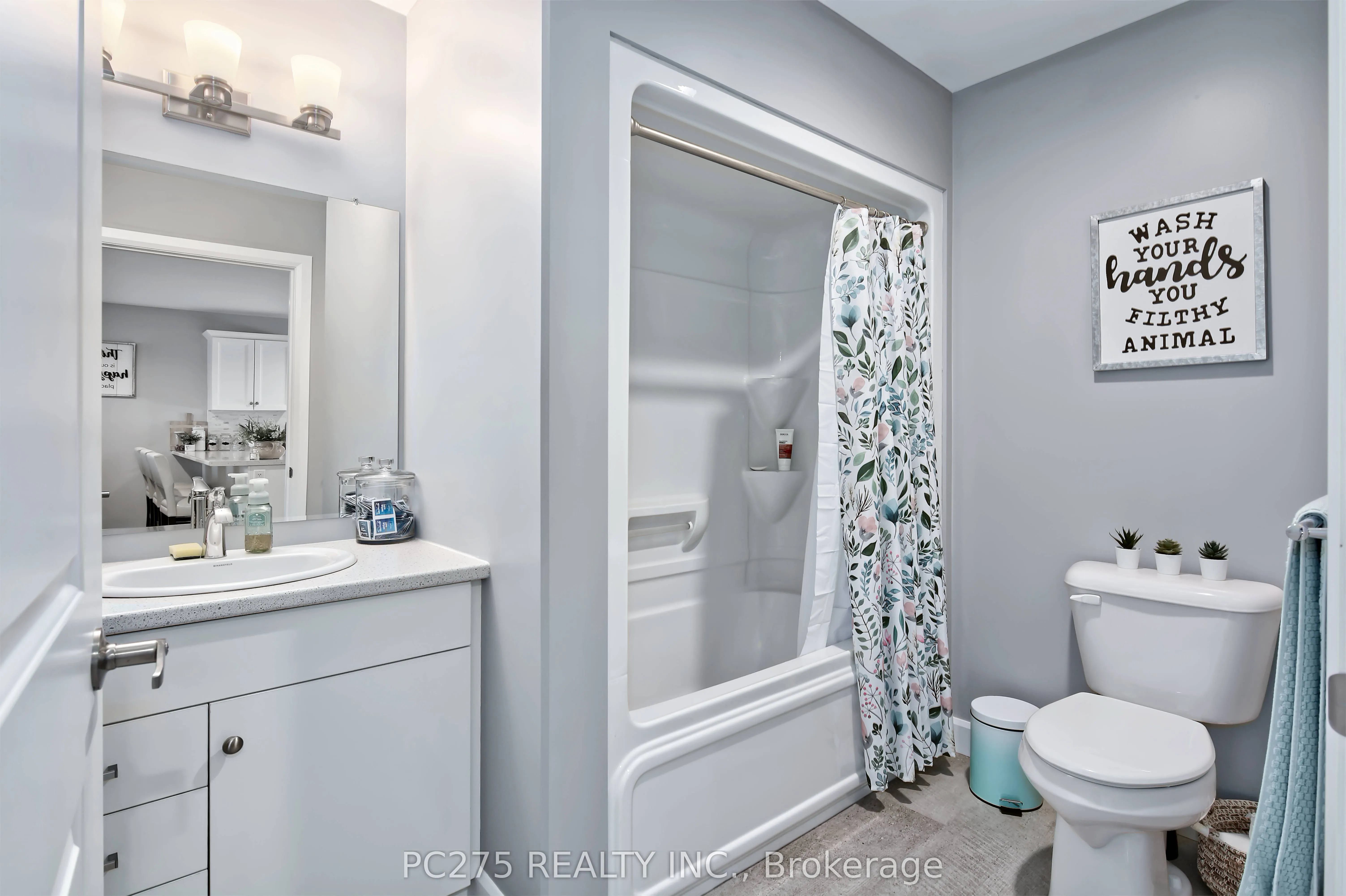 133 Moonstone Crescent
