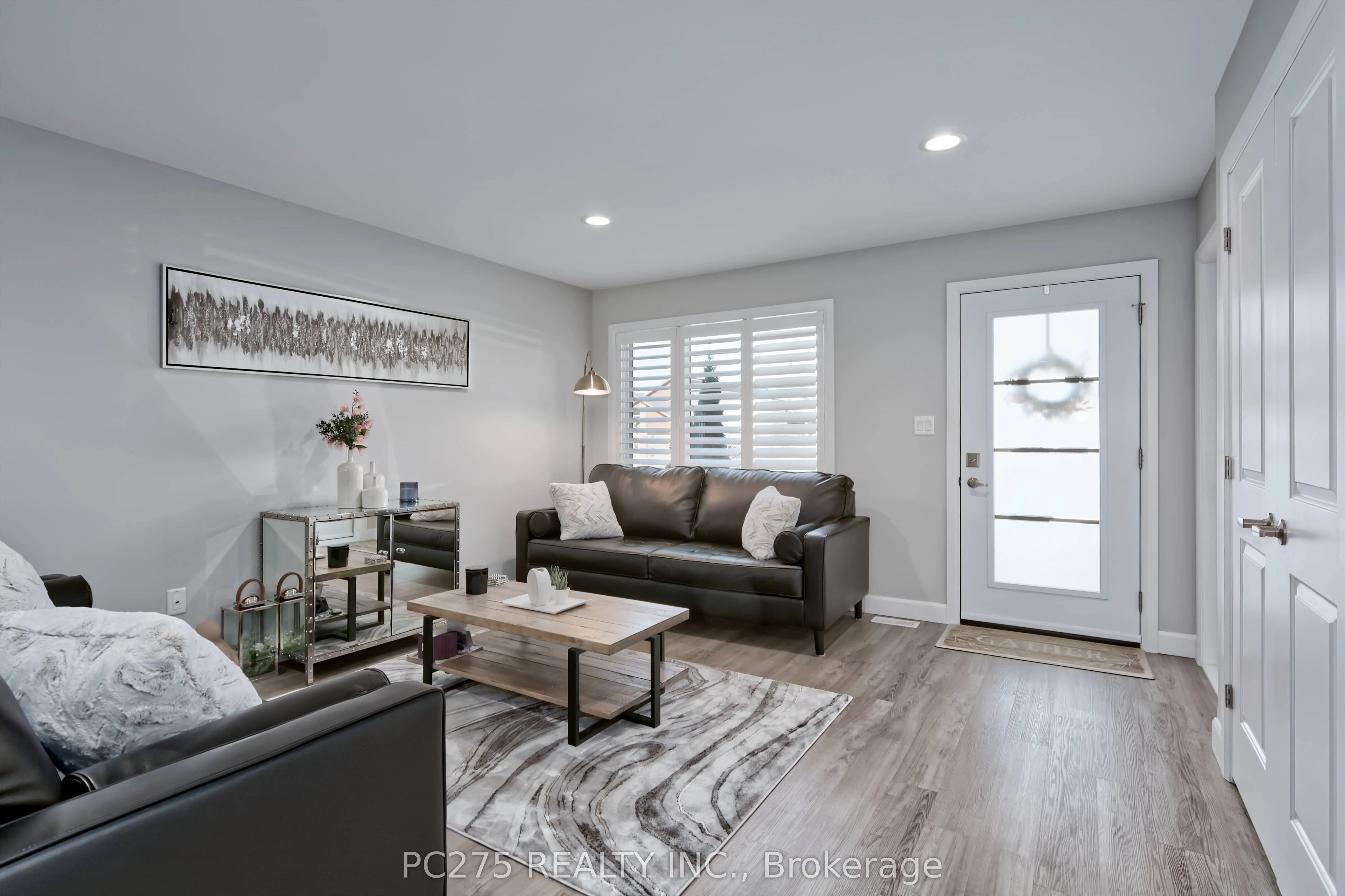 133 Moonstone Crescent