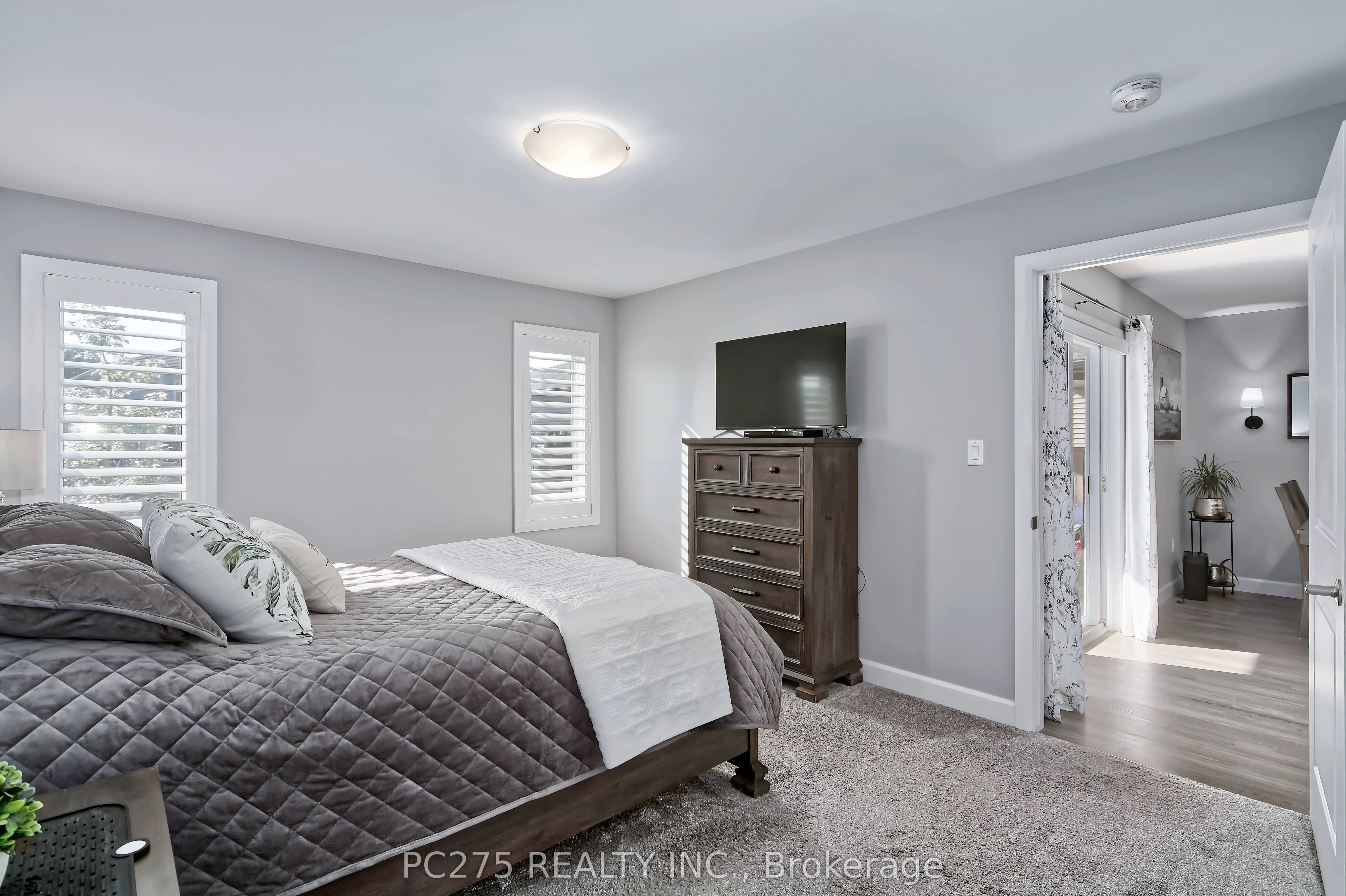 133 Moonstone Crescent