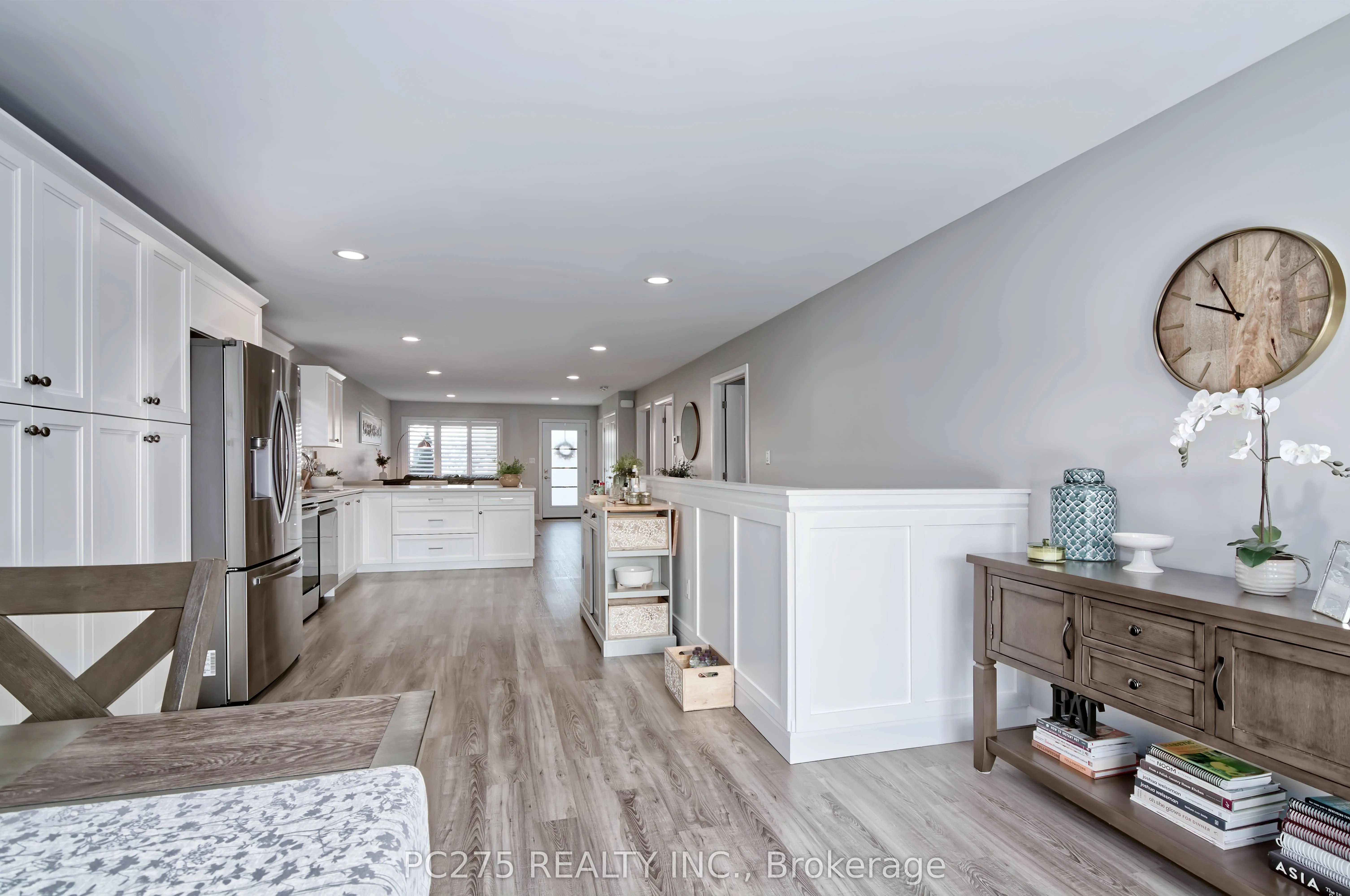 133 Moonstone Crescent