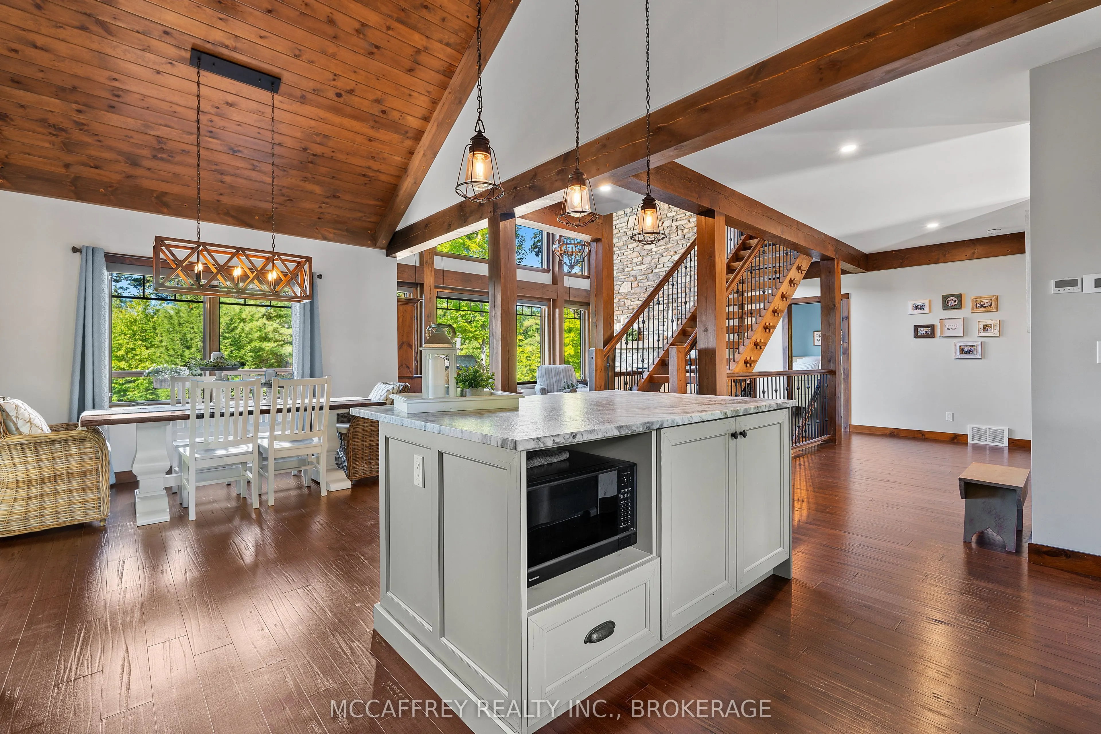 840 Longs Lane