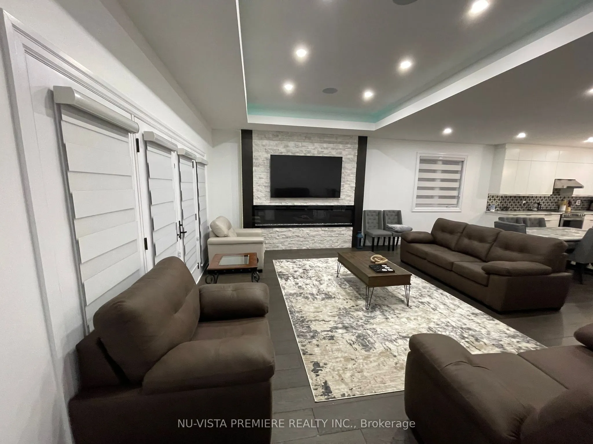 38 BROOKLAWN Drive